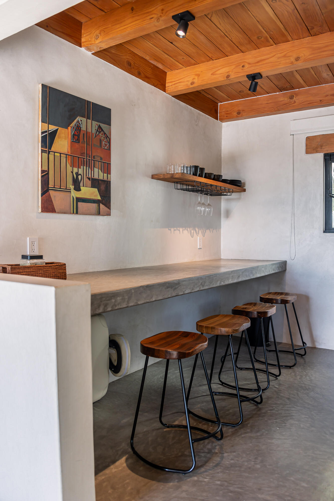 C. de Acceso MiniSuper Munchie, Casa Locura