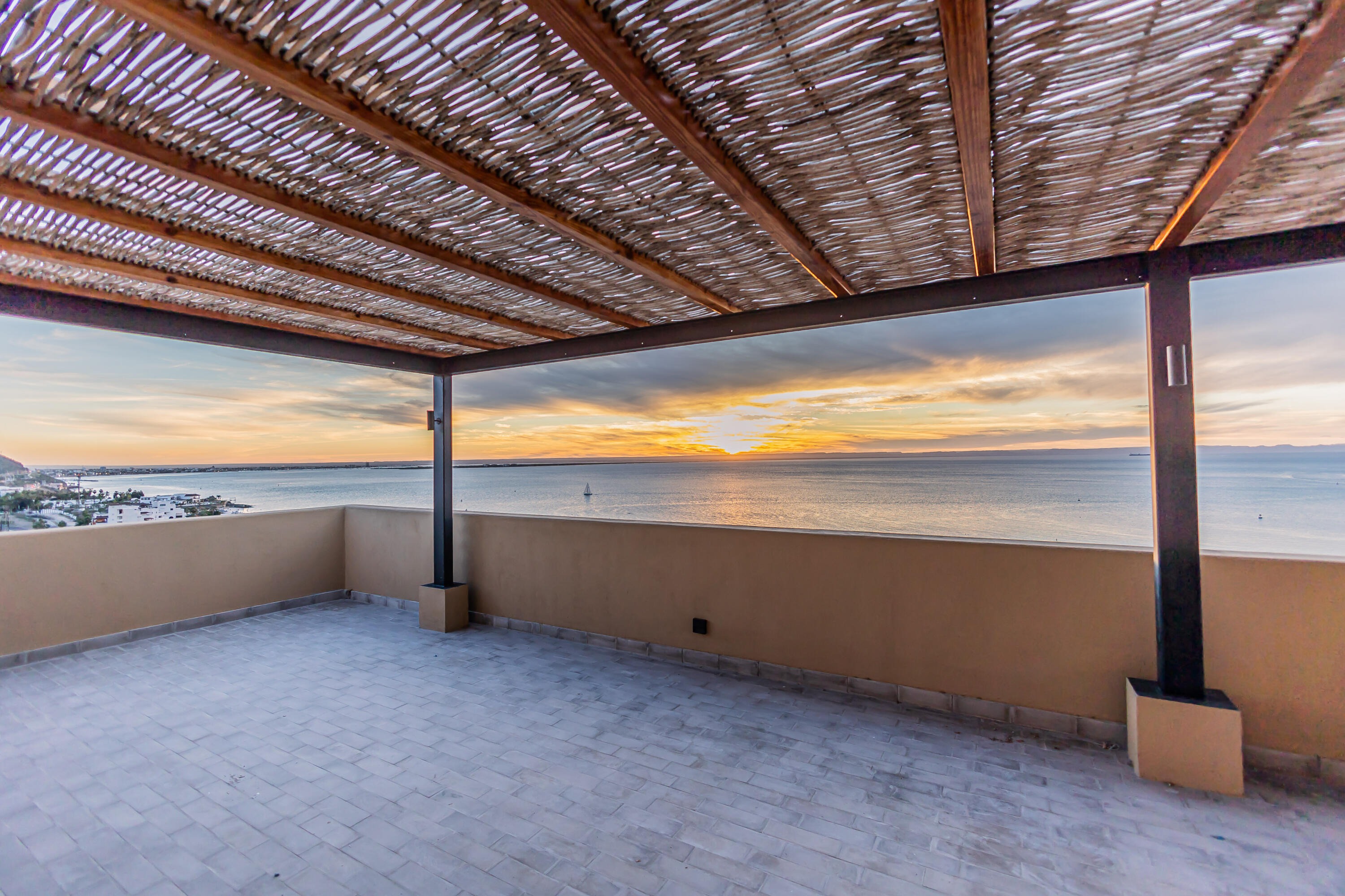 Vistamar Penthouse 501