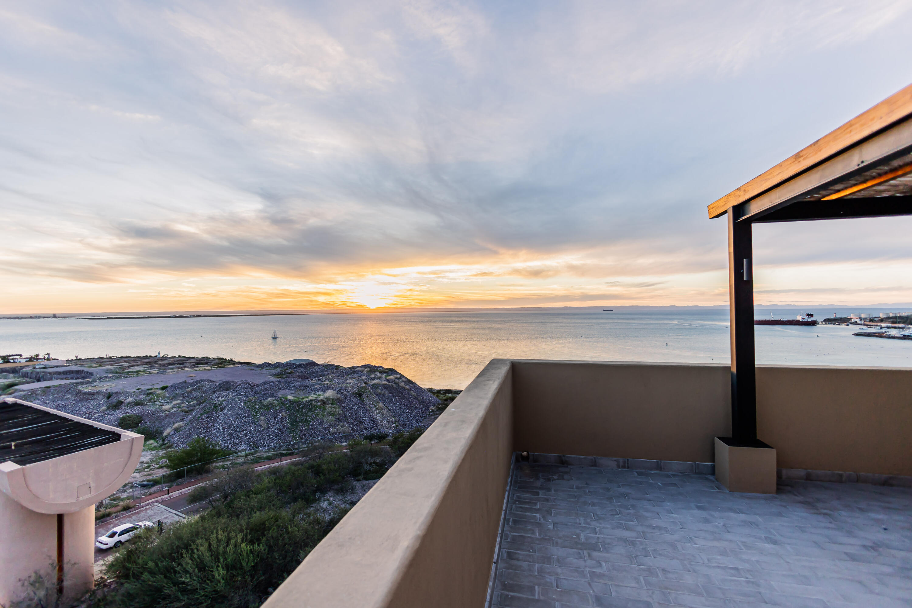 Vistamar Penthouse 501