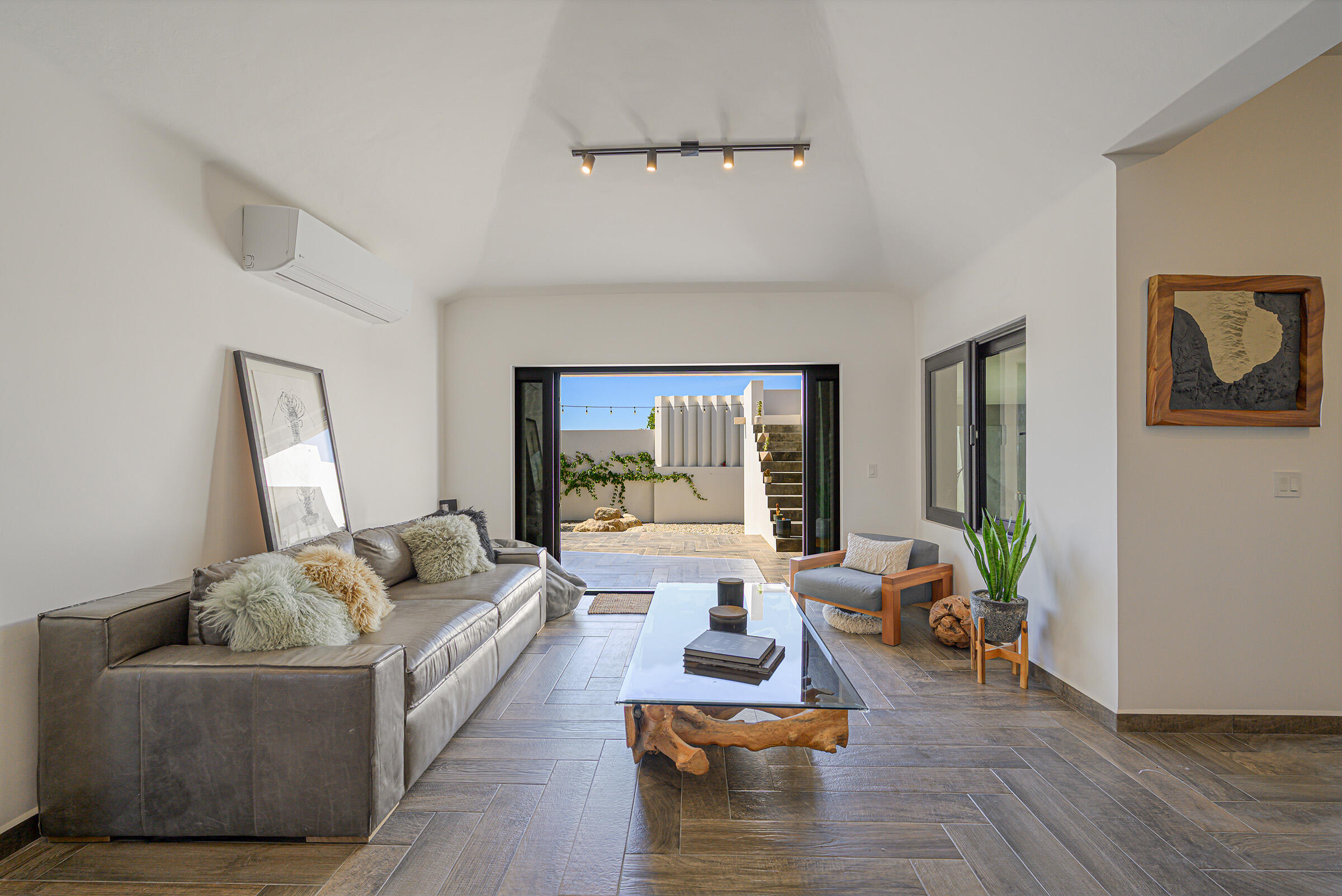 Lote 129, Casa Viju