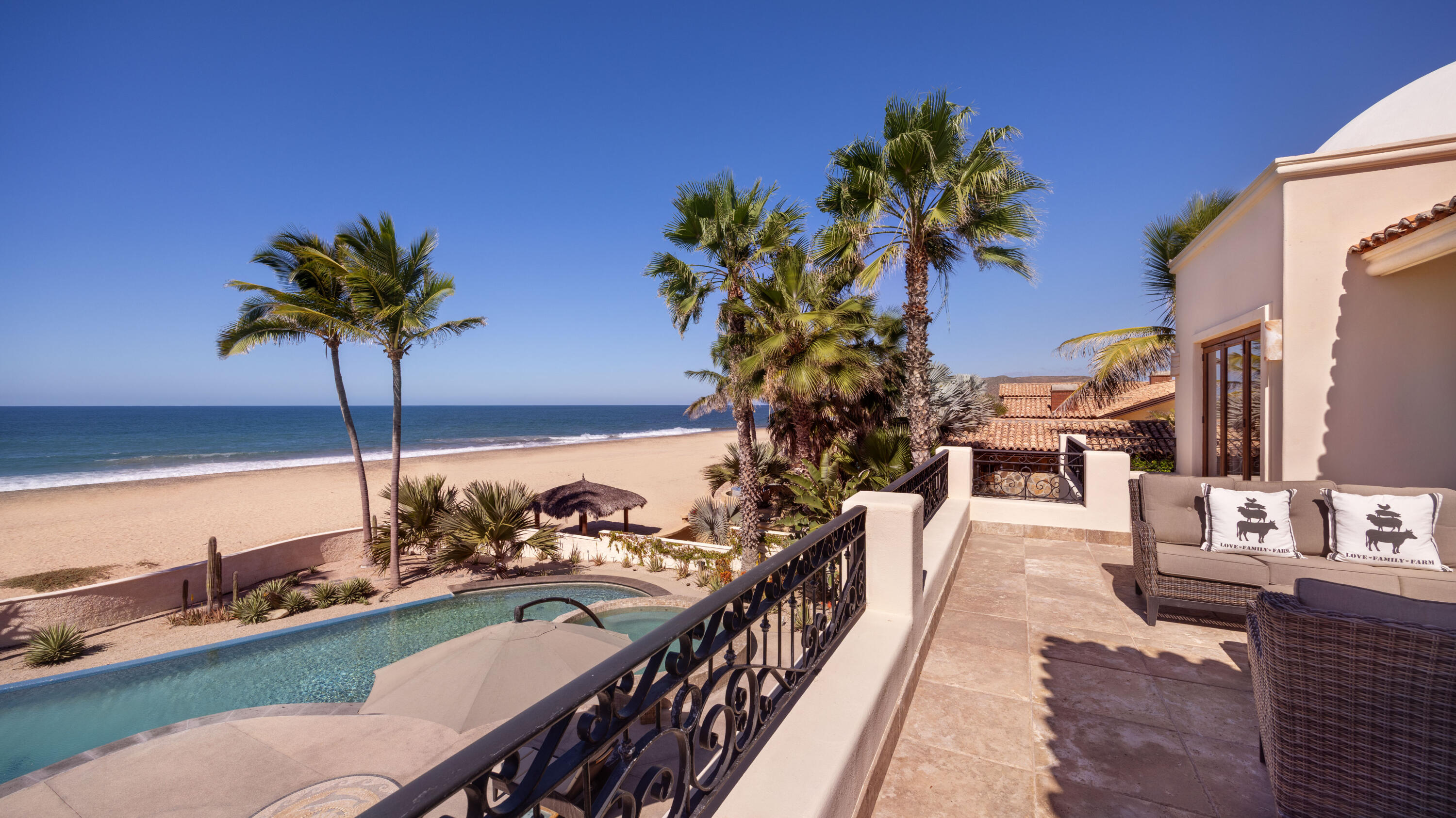 Hacienda Del Pacifico, Pescadero
