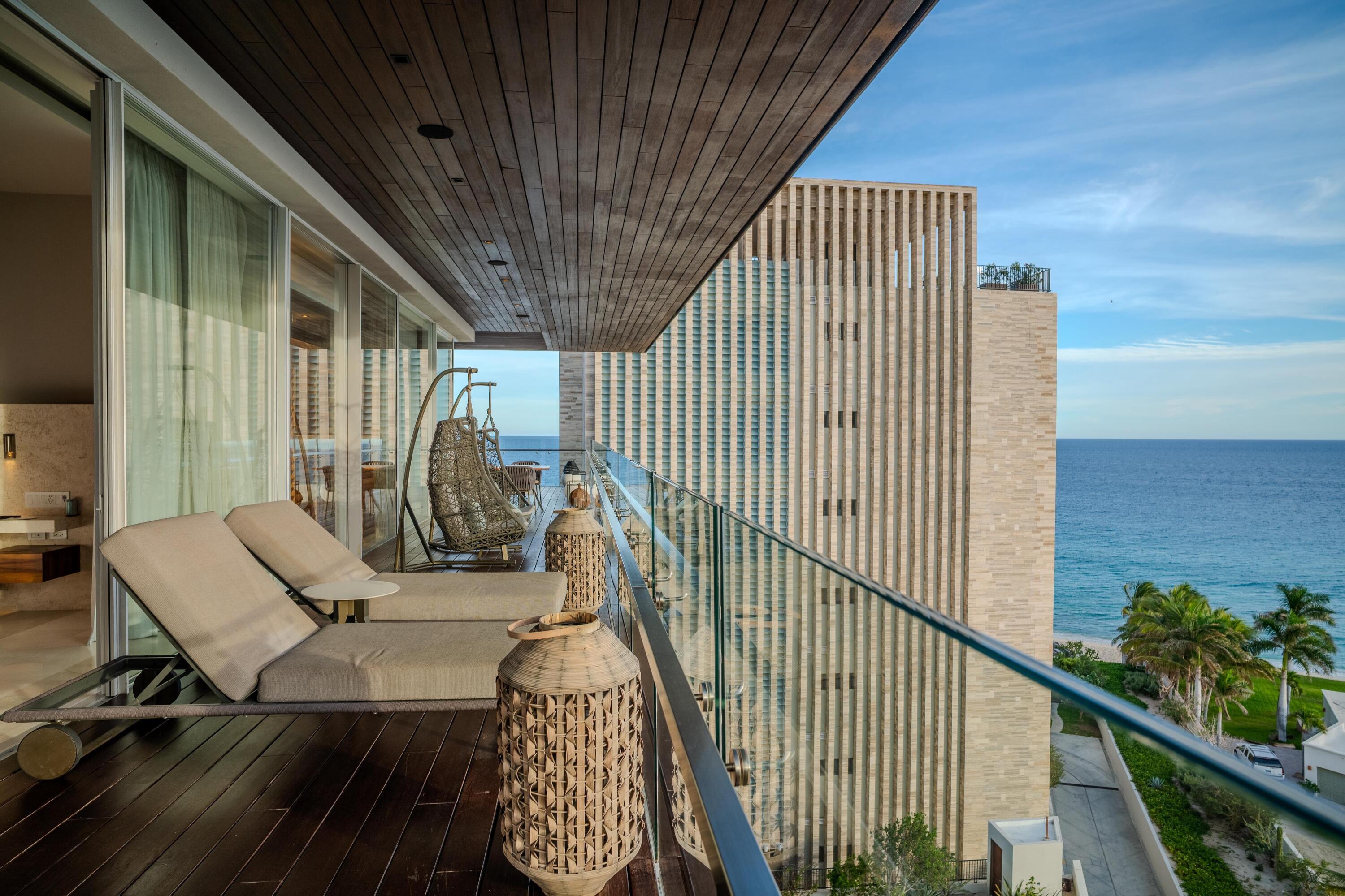 Solaz Residences, 305 Solaz