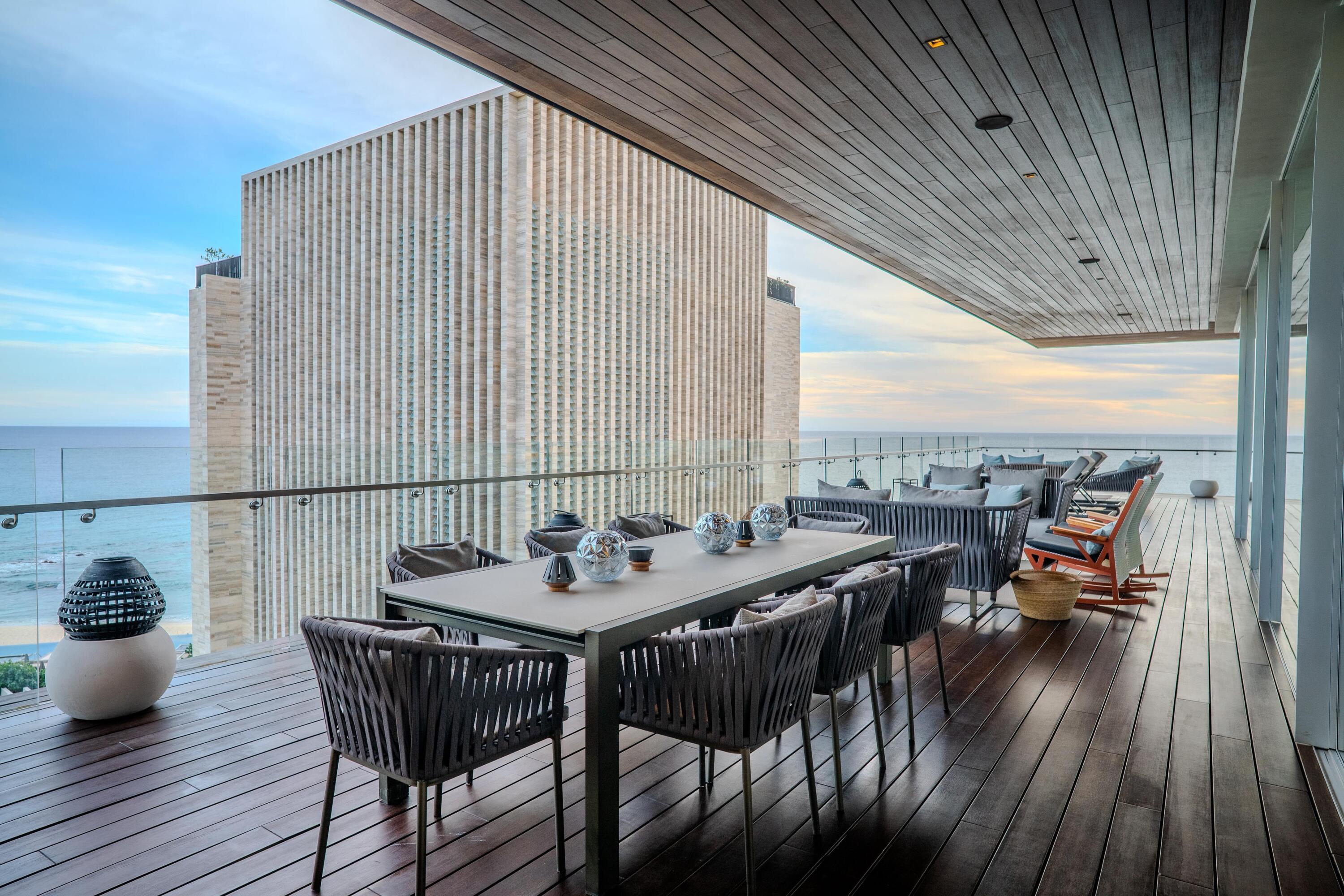 Solaz Residences, 305 Solaz