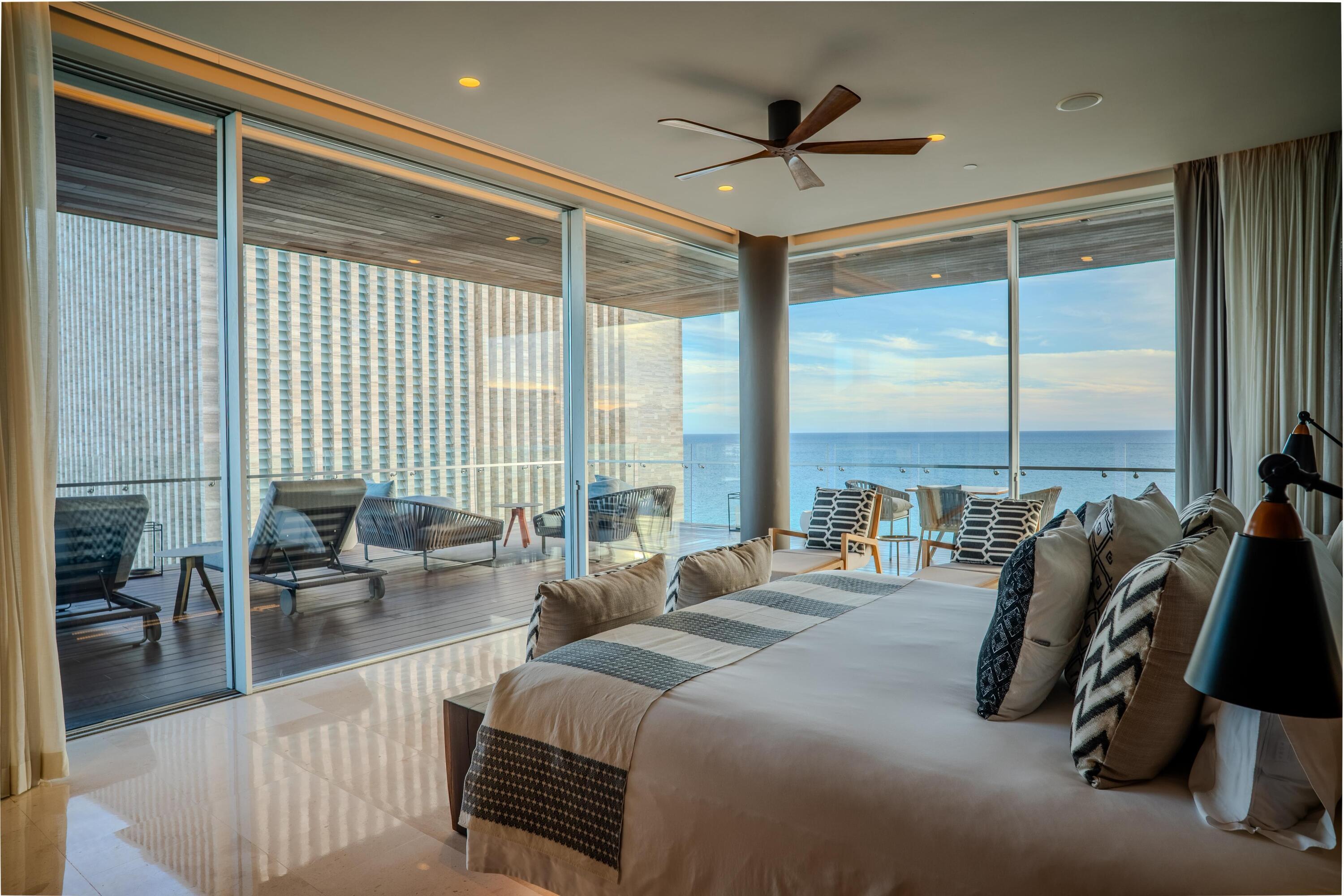 Solaz Residences, 305 Solaz