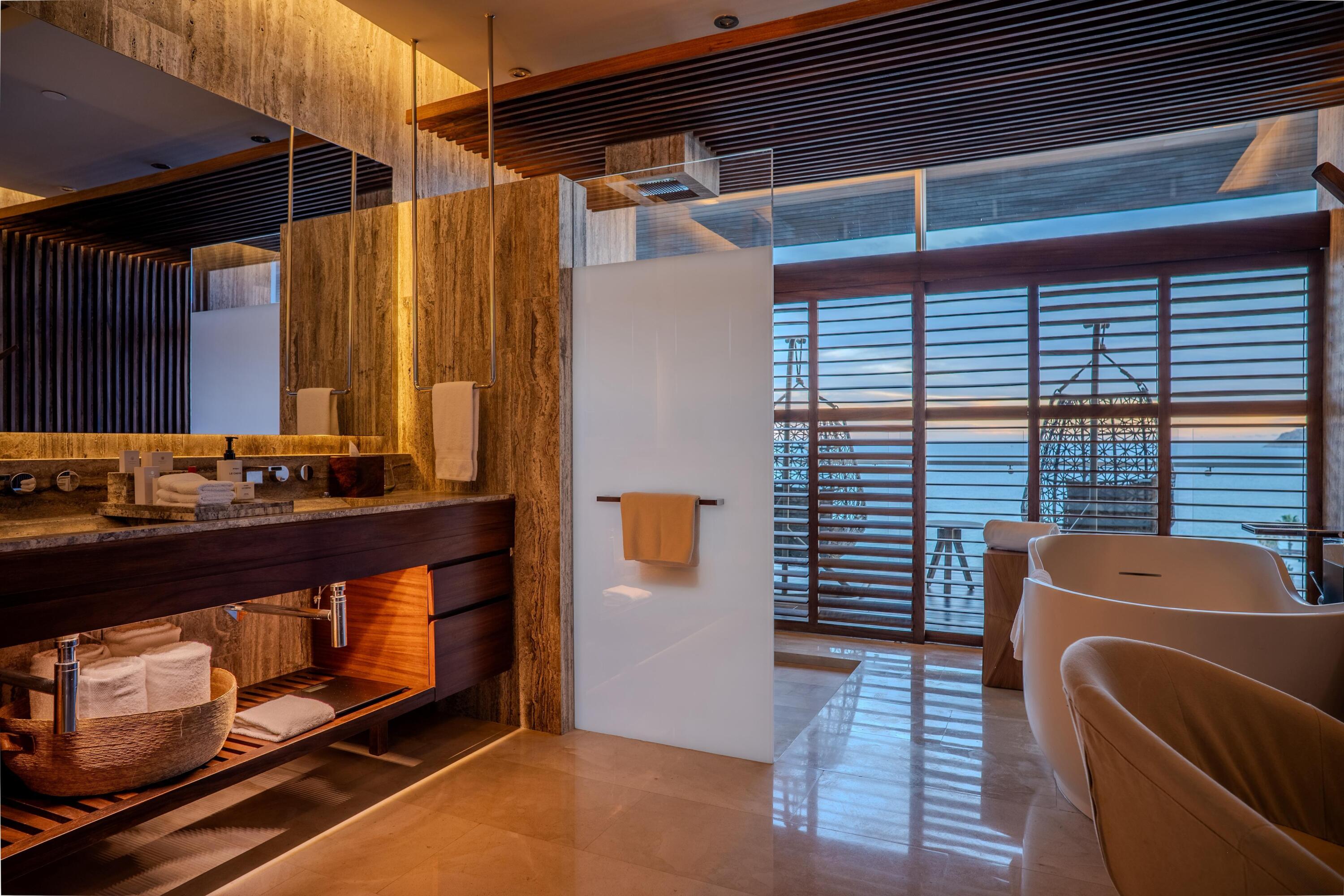 Solaz Residences, 305 Solaz