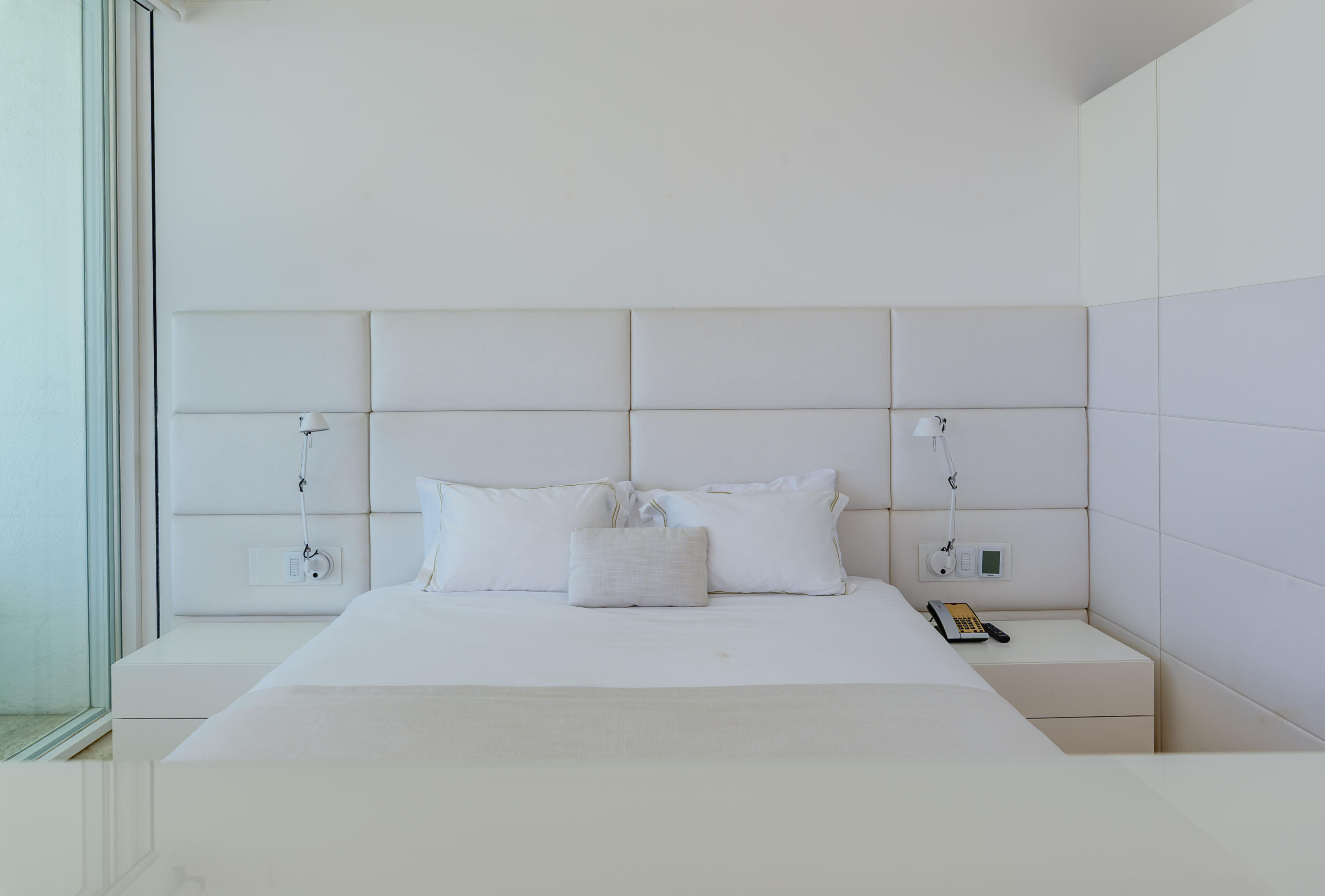 P.º Malecon San Jose, Viceroy 4A