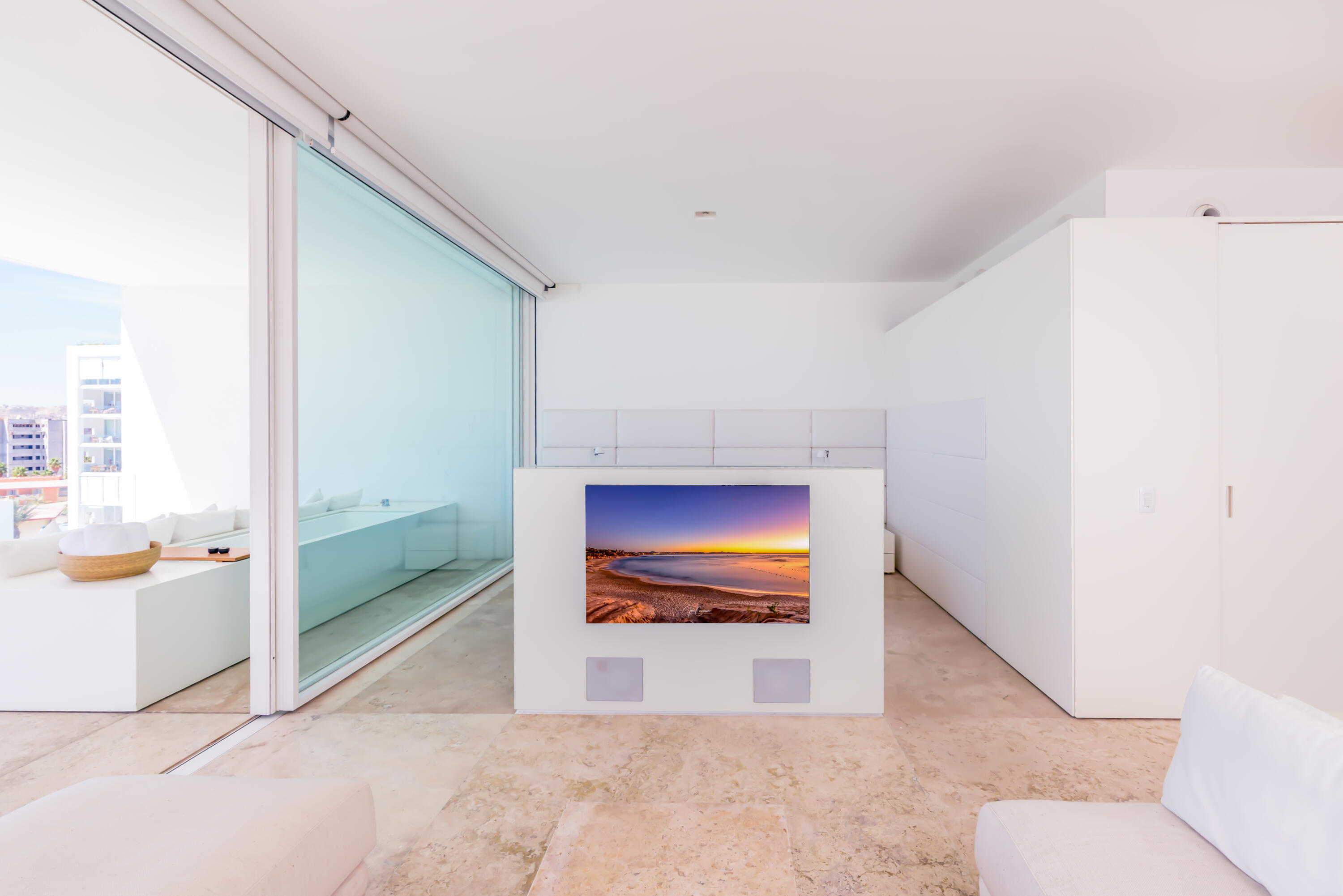 P.º Malecon San Jose, Viceroy 4A