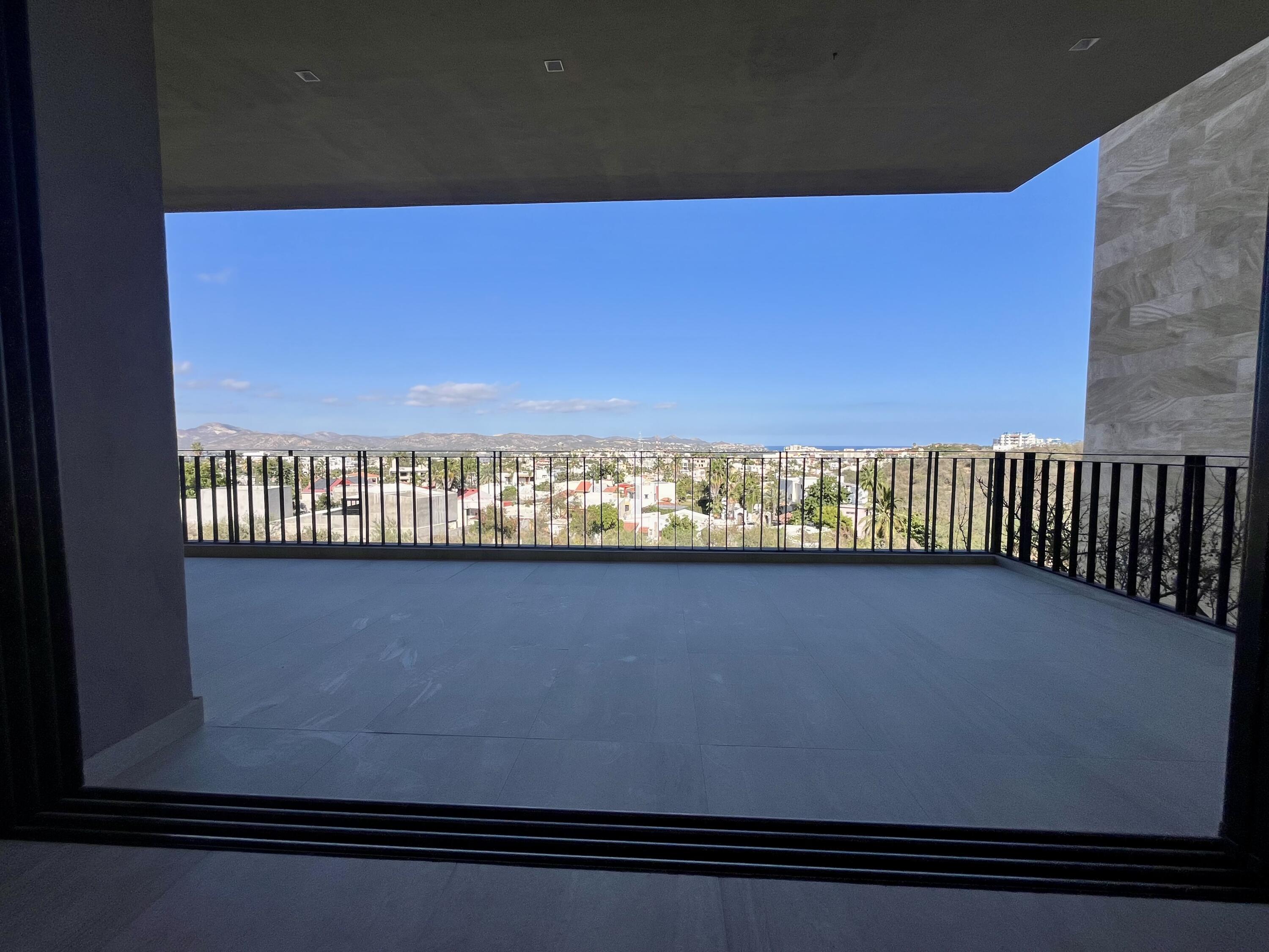 Ave. Vista Hermosa SN, Costarena E202