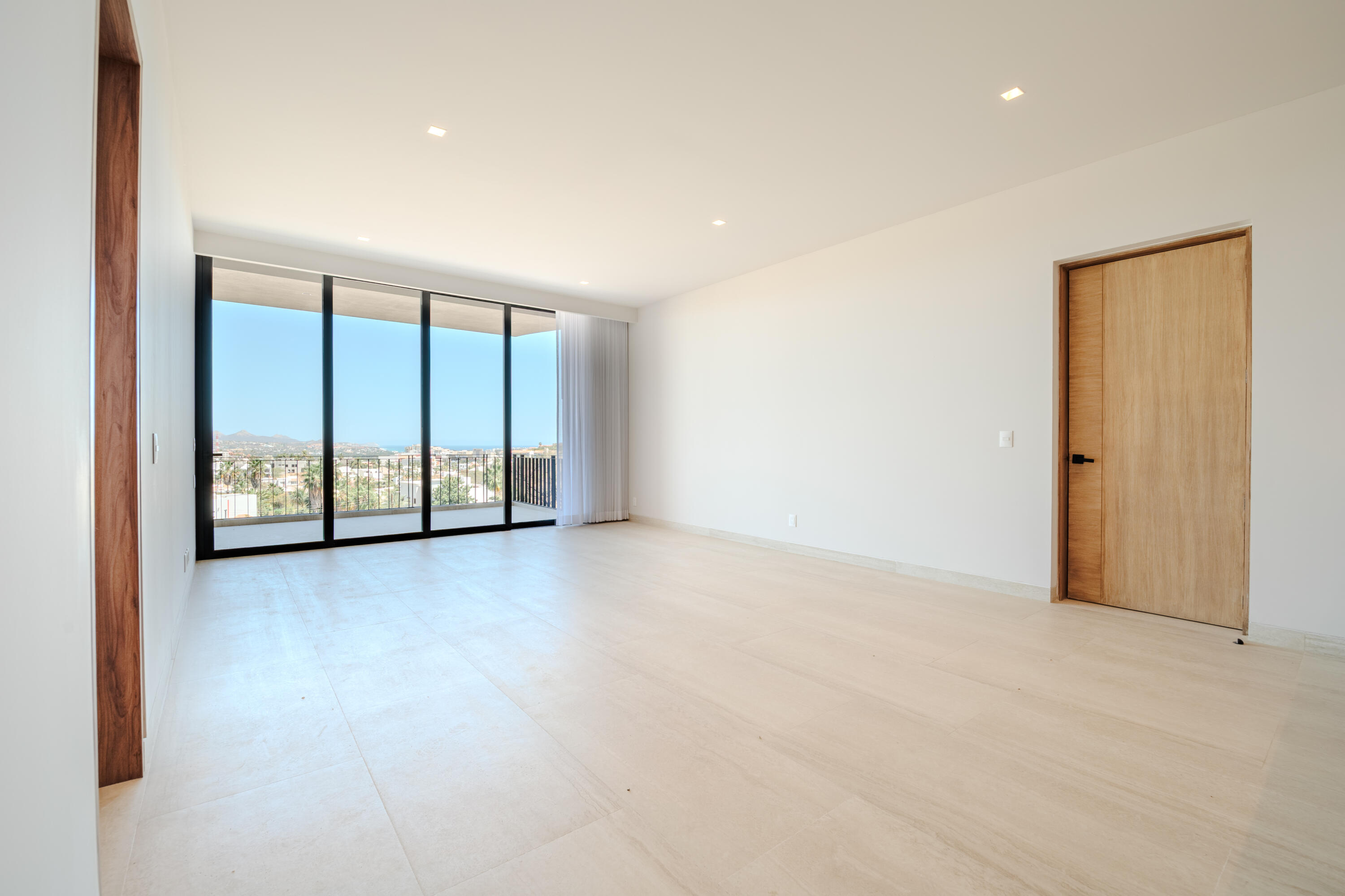 Ave. Vista Hermosa SN, Costarena E202