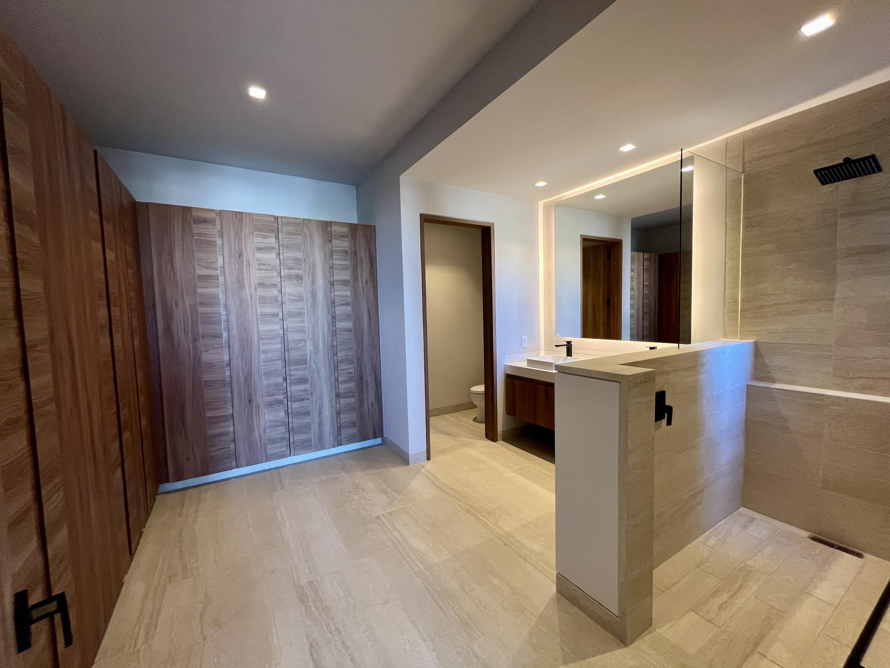 Ave. Vista Hermosa SN, Costarena E202