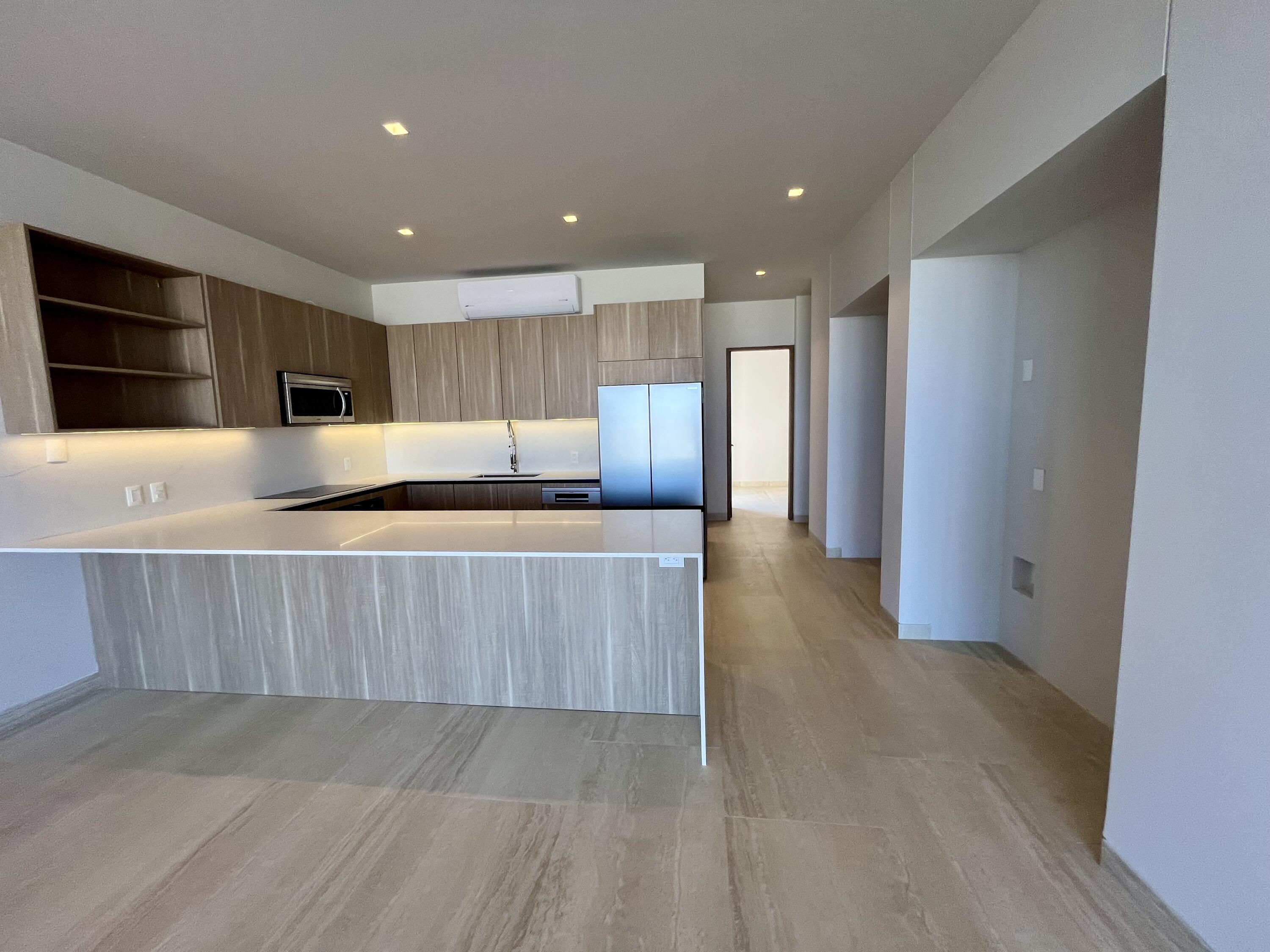 Ave. Vista Hermosa SN, Costarena E202