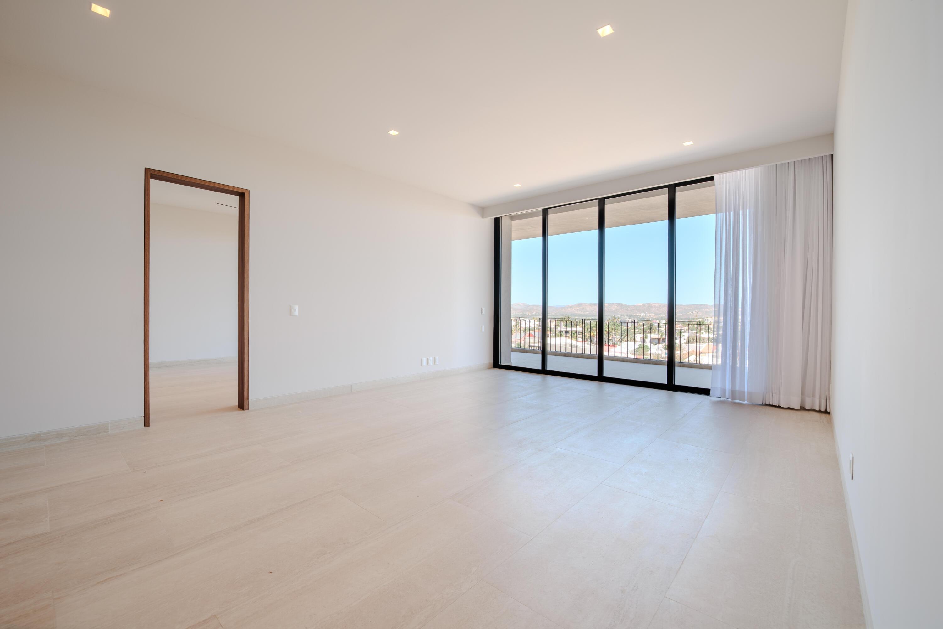 Ave. Vista Hermosa SN, Costarena E202