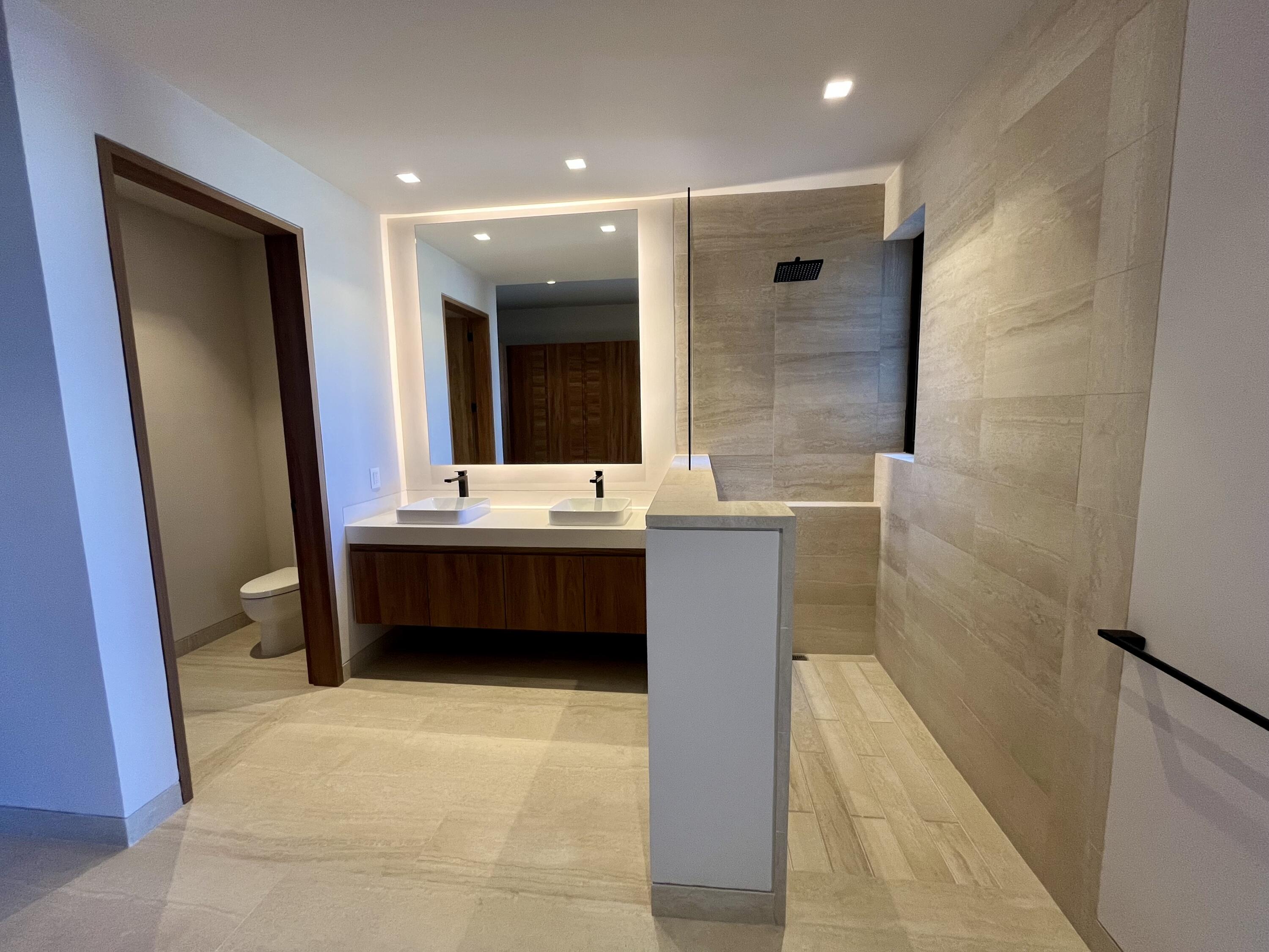 Ave. Vista Hermosa SN, Costarena E202