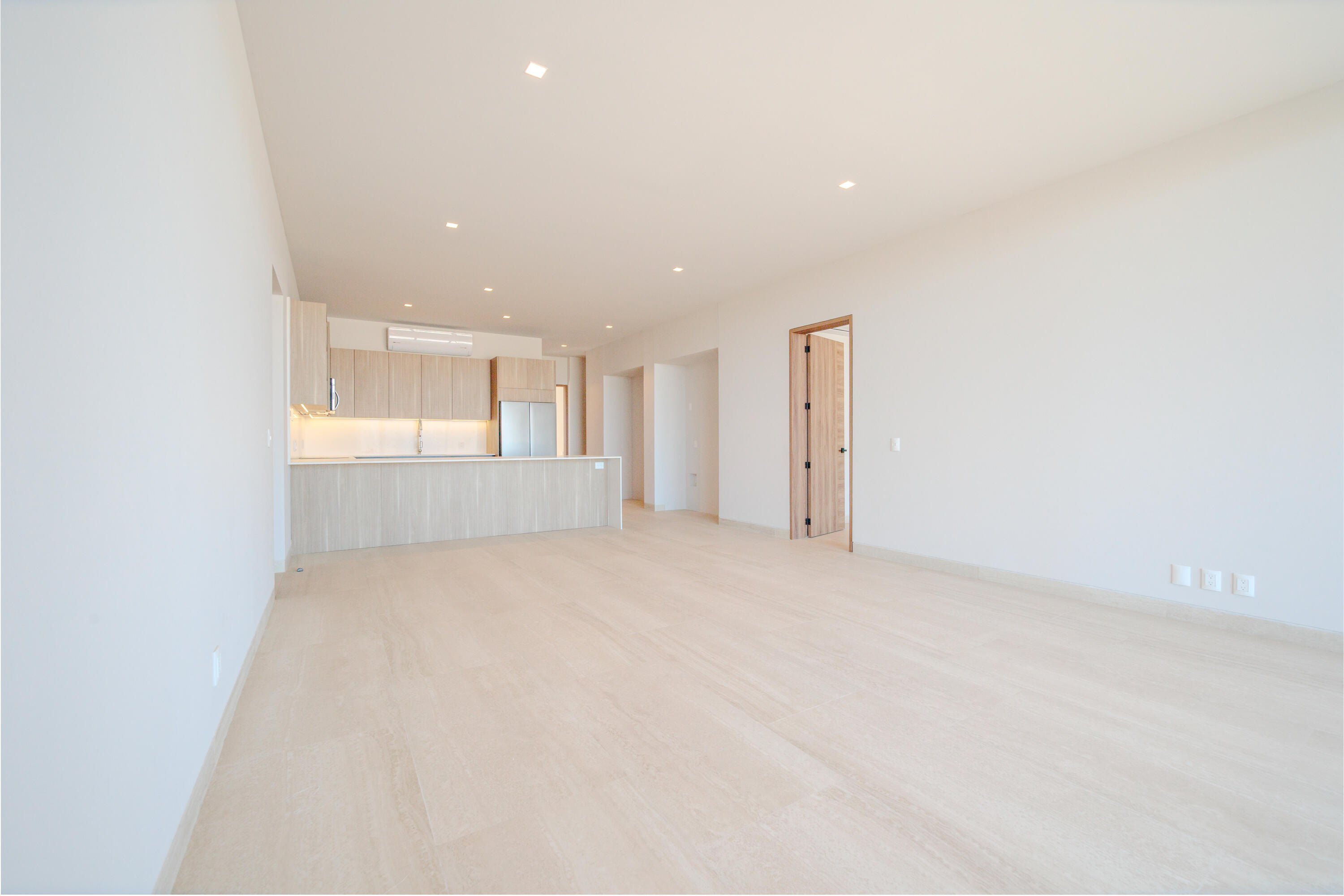 Ave. Vista Hermosa SN, Costarena E202