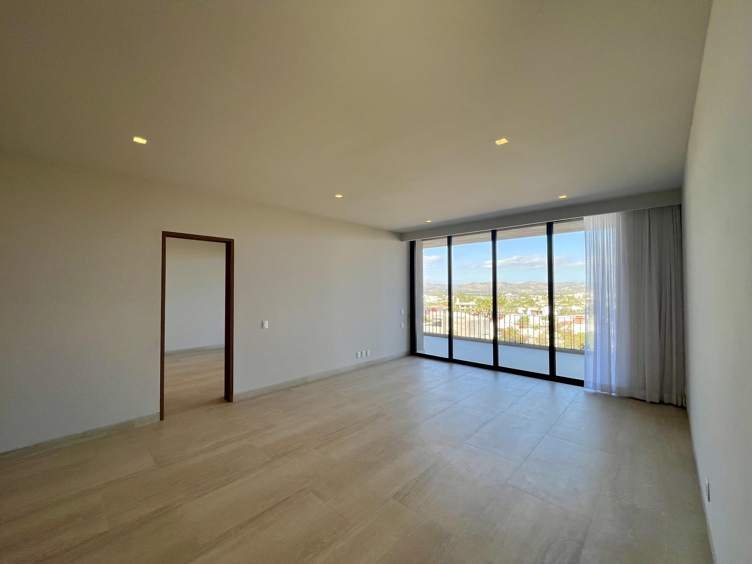 Ave. Vista Hermosa SN, Costarena E202