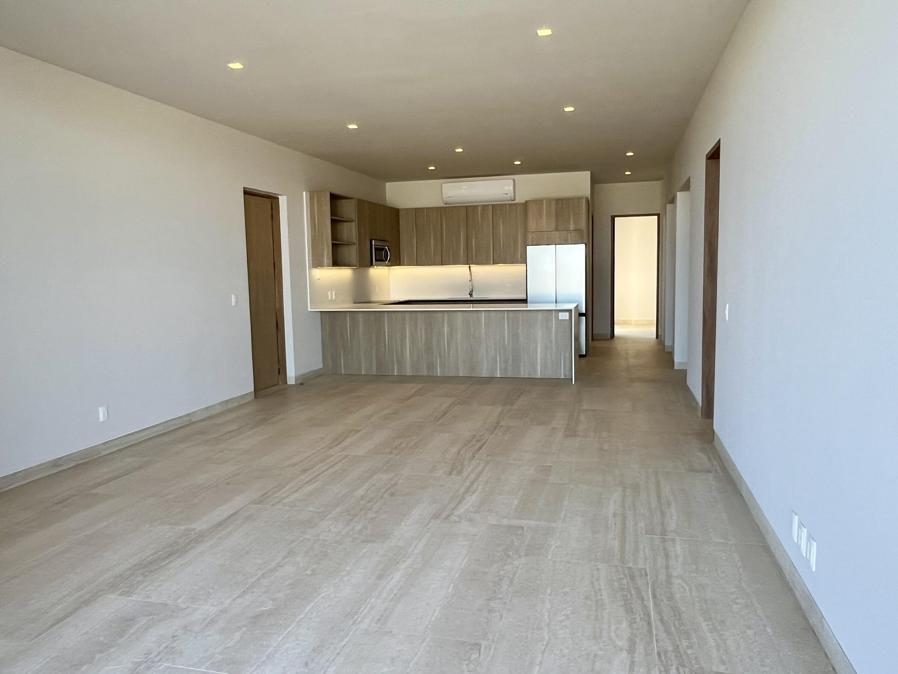 Ave. Vista Hermosa SN, Costarena E202