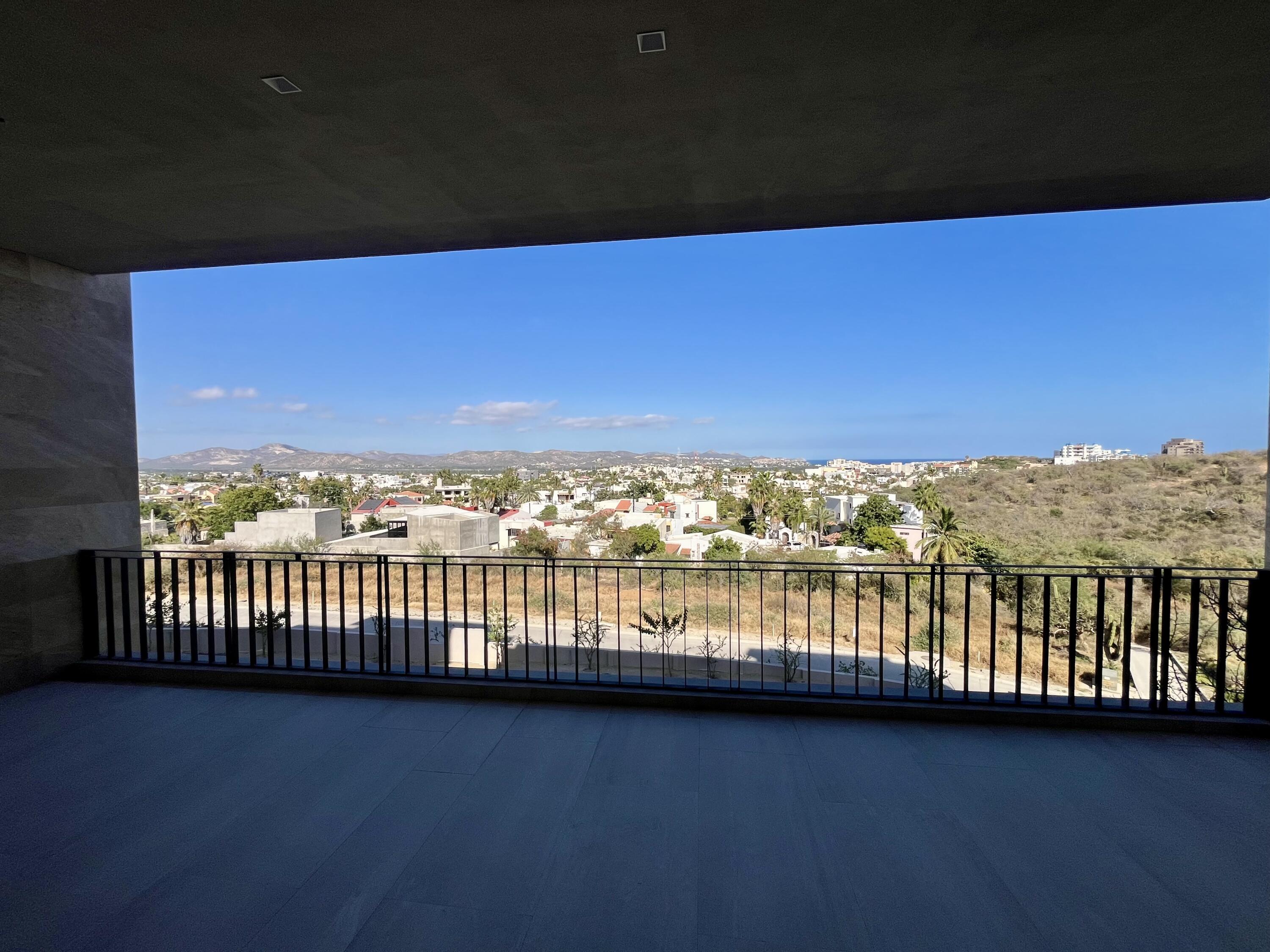 Ave. Vista Hermosa SN, Costarena E202