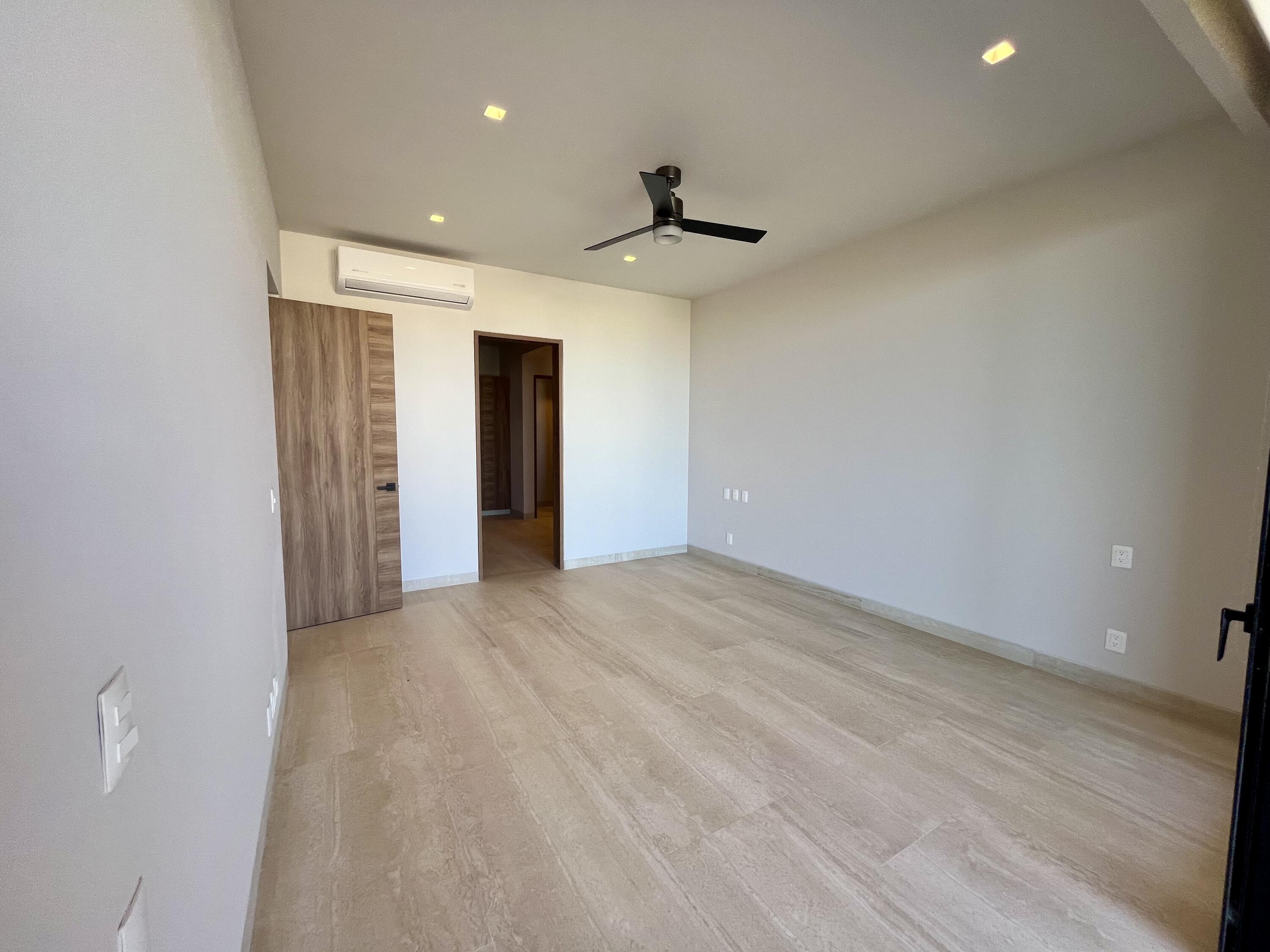 Ave. Vista Hermosa SN, Costarena E202