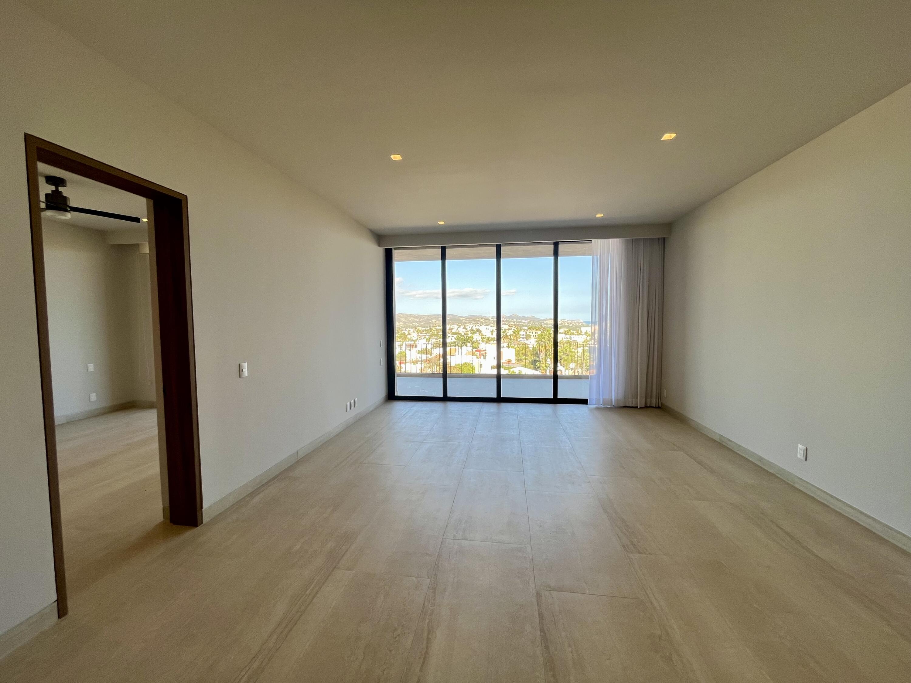 Ave. Vista Hermosa SN, Costarena E202