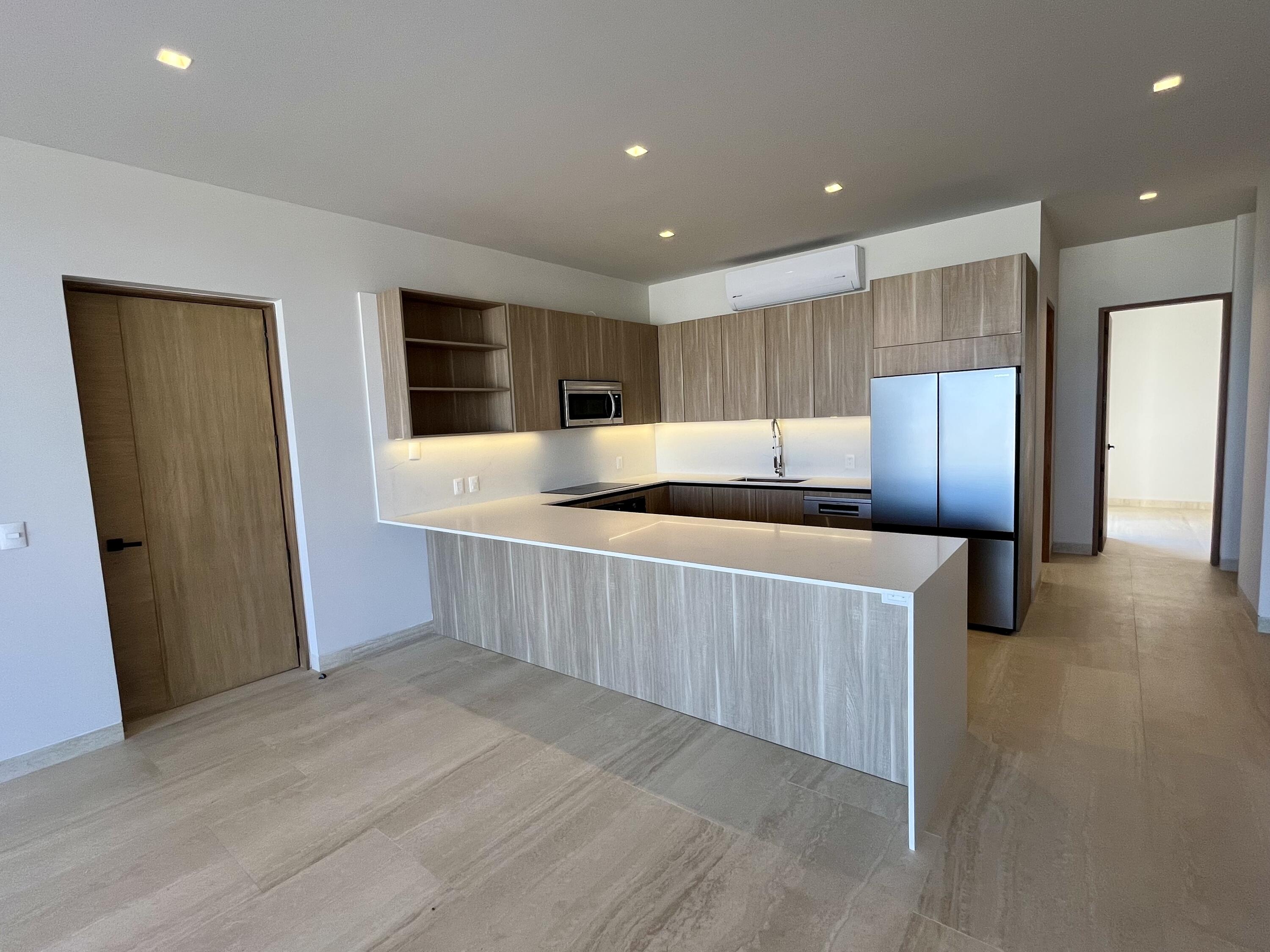 Ave. Vista Hermosa SN, Costarena E202