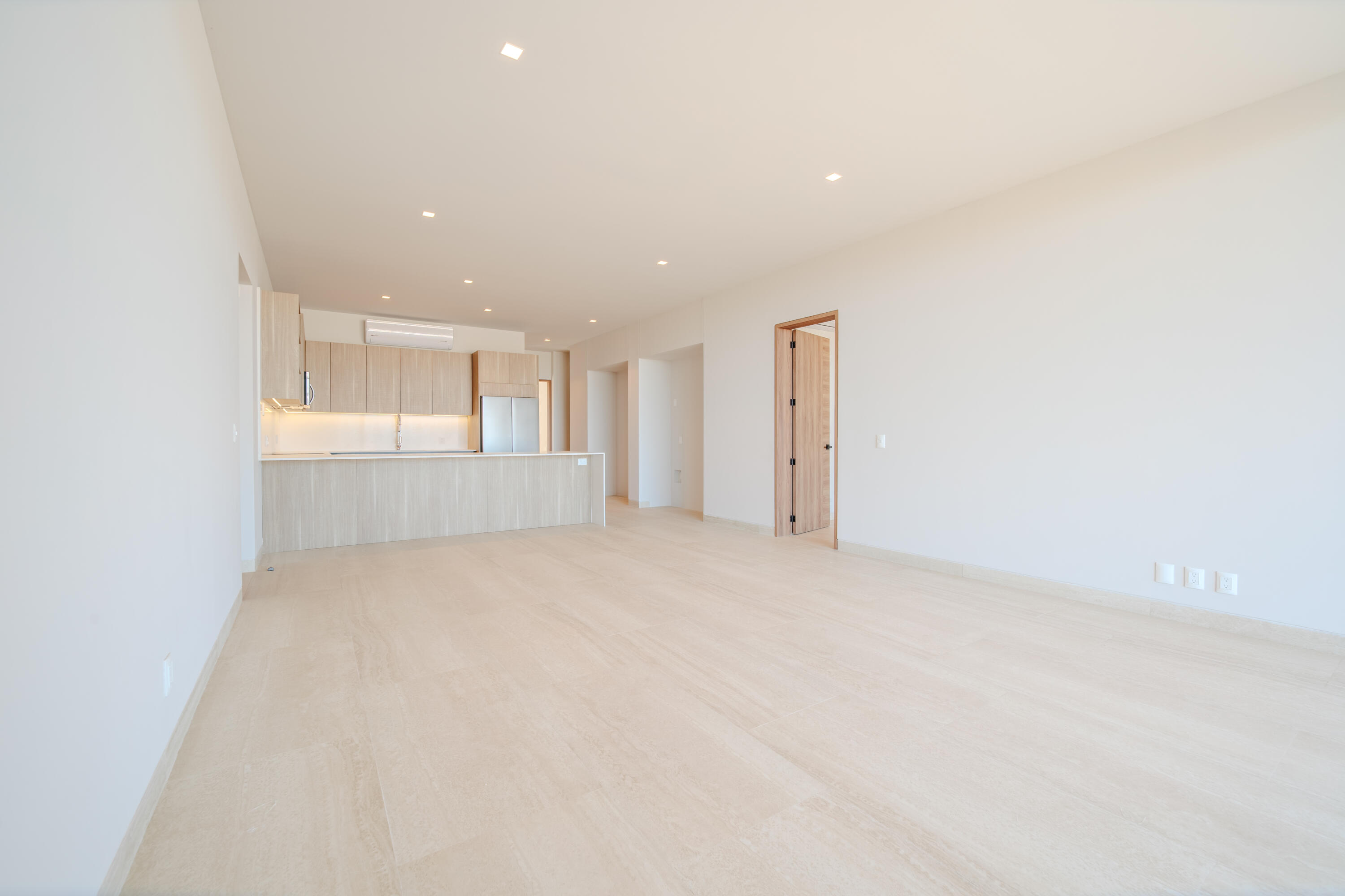 Ave. Vista Hermosa SN, Costarena E202