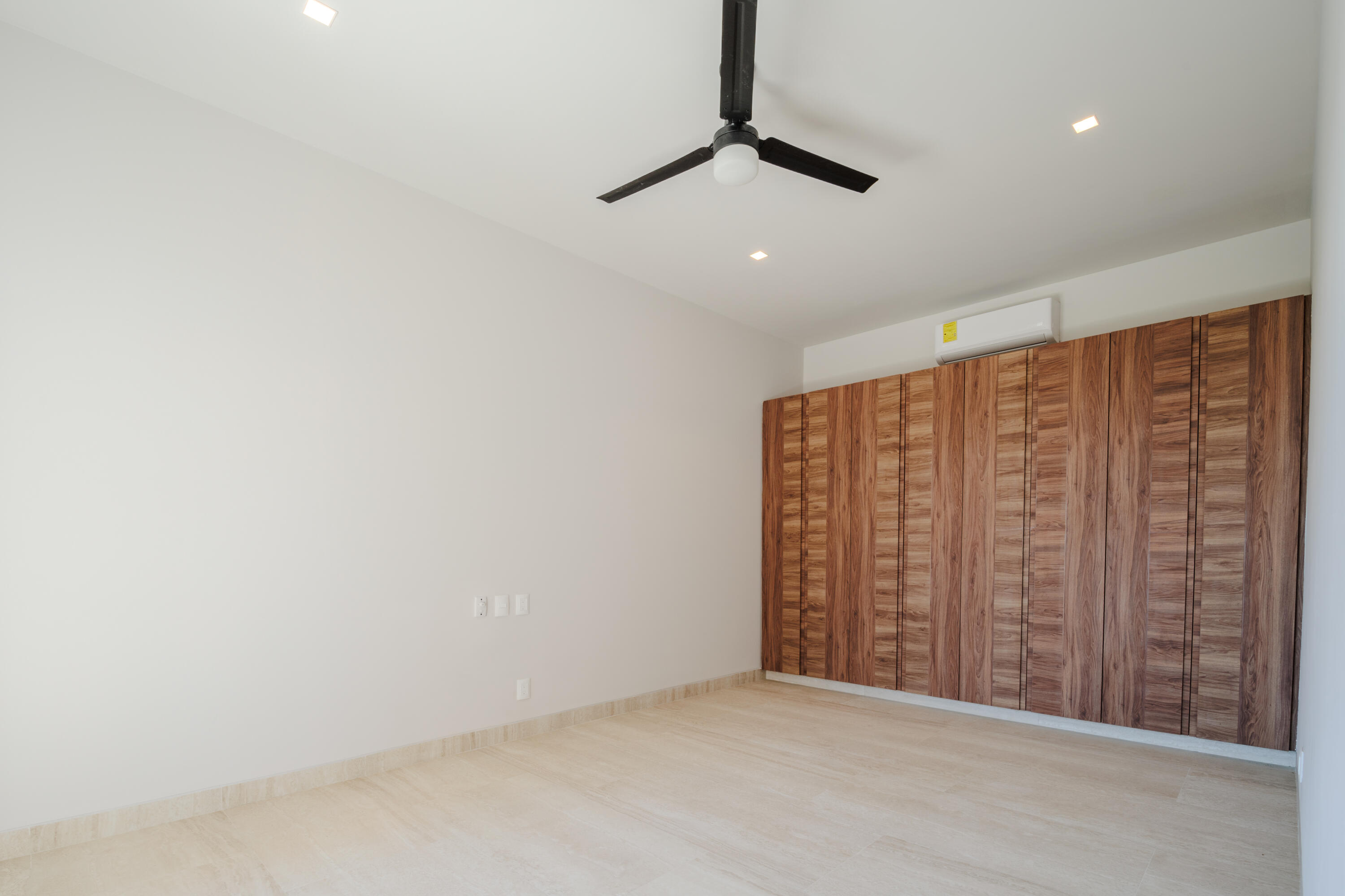 Ave. Vista Hermosa SN, Costarena E202