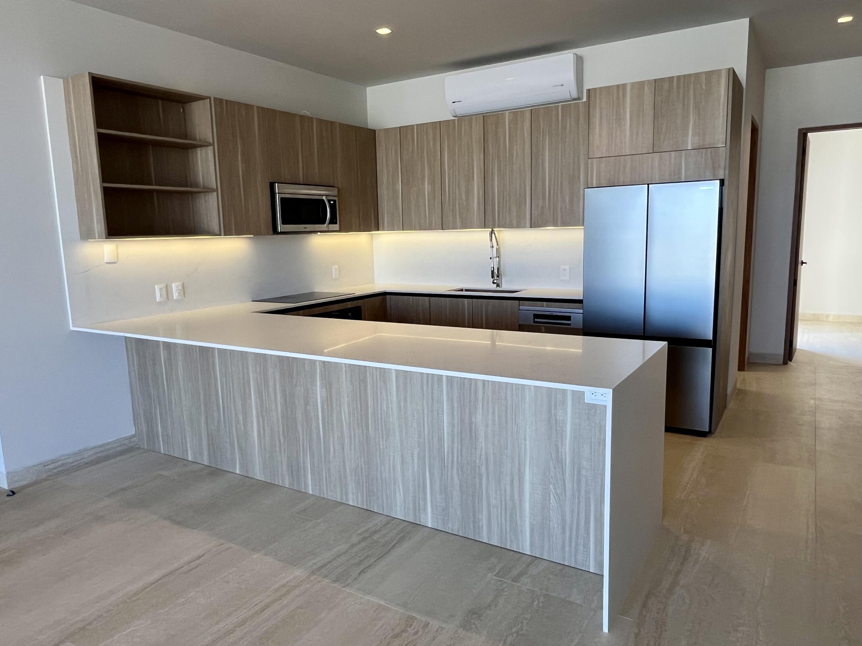 Ave. Vista Hermosa SN, Costarena E202