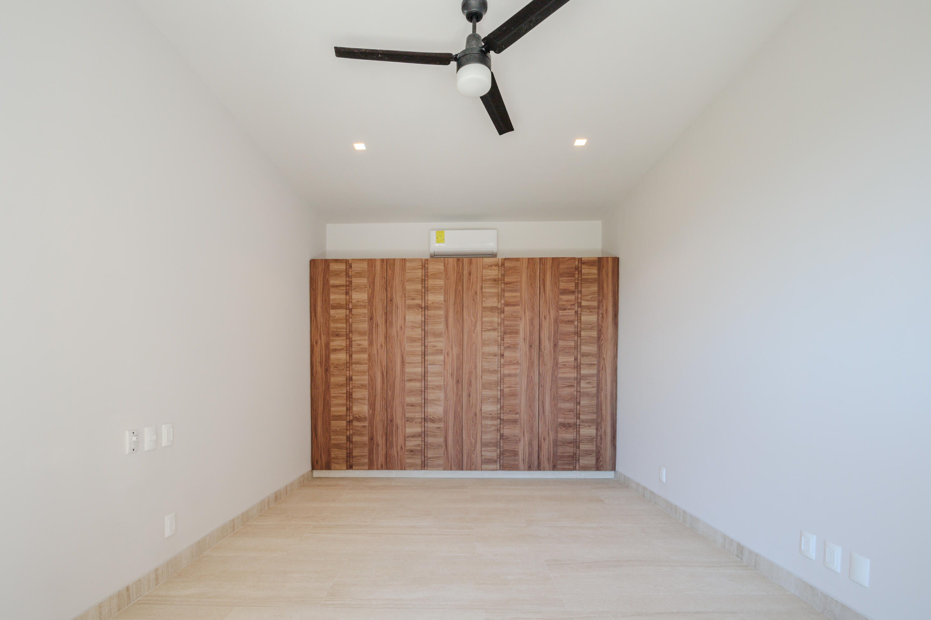 Ave. Vista Hermosa SN, Costarena E202