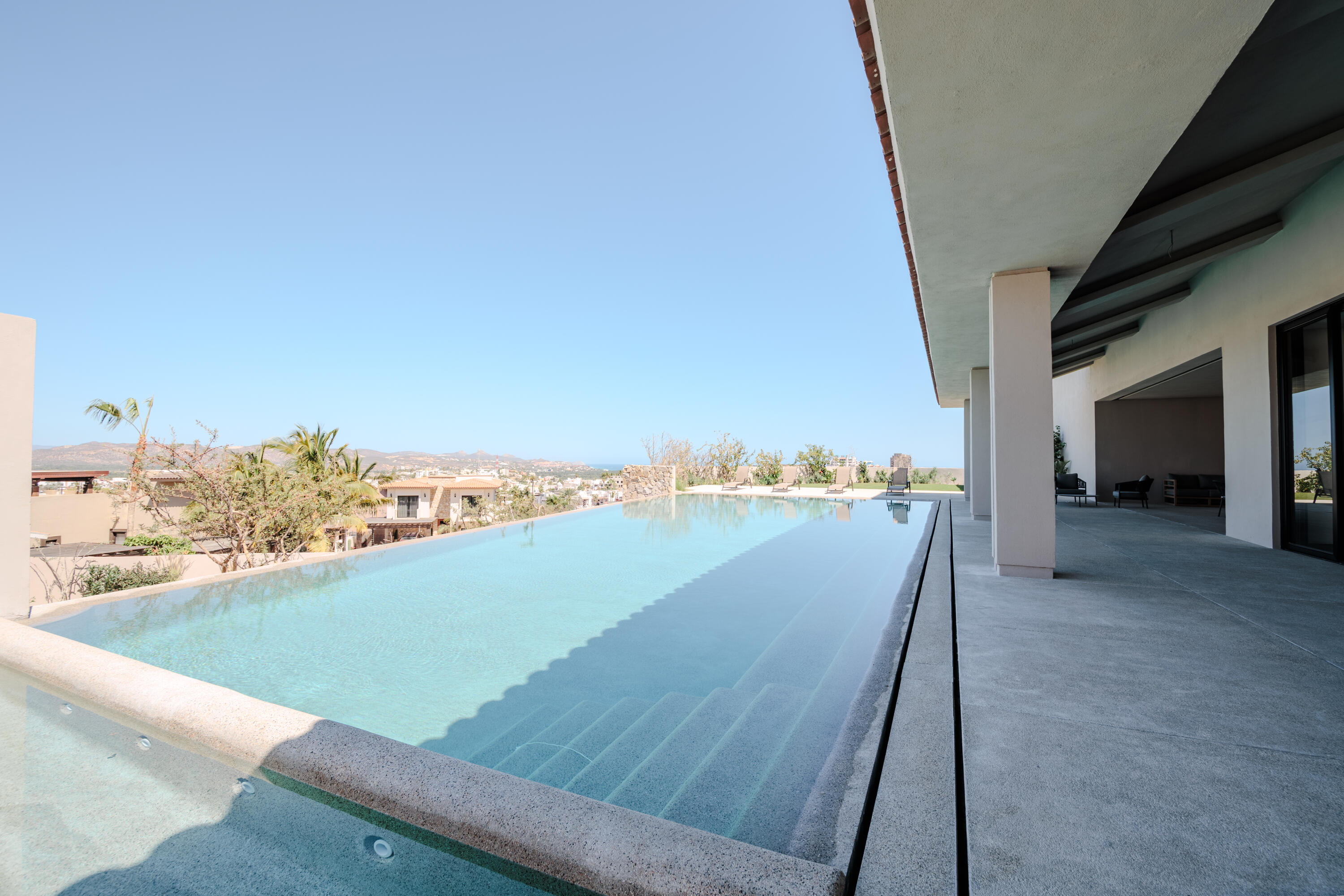 Ave. Vista Hermosa SN, Costarena E202