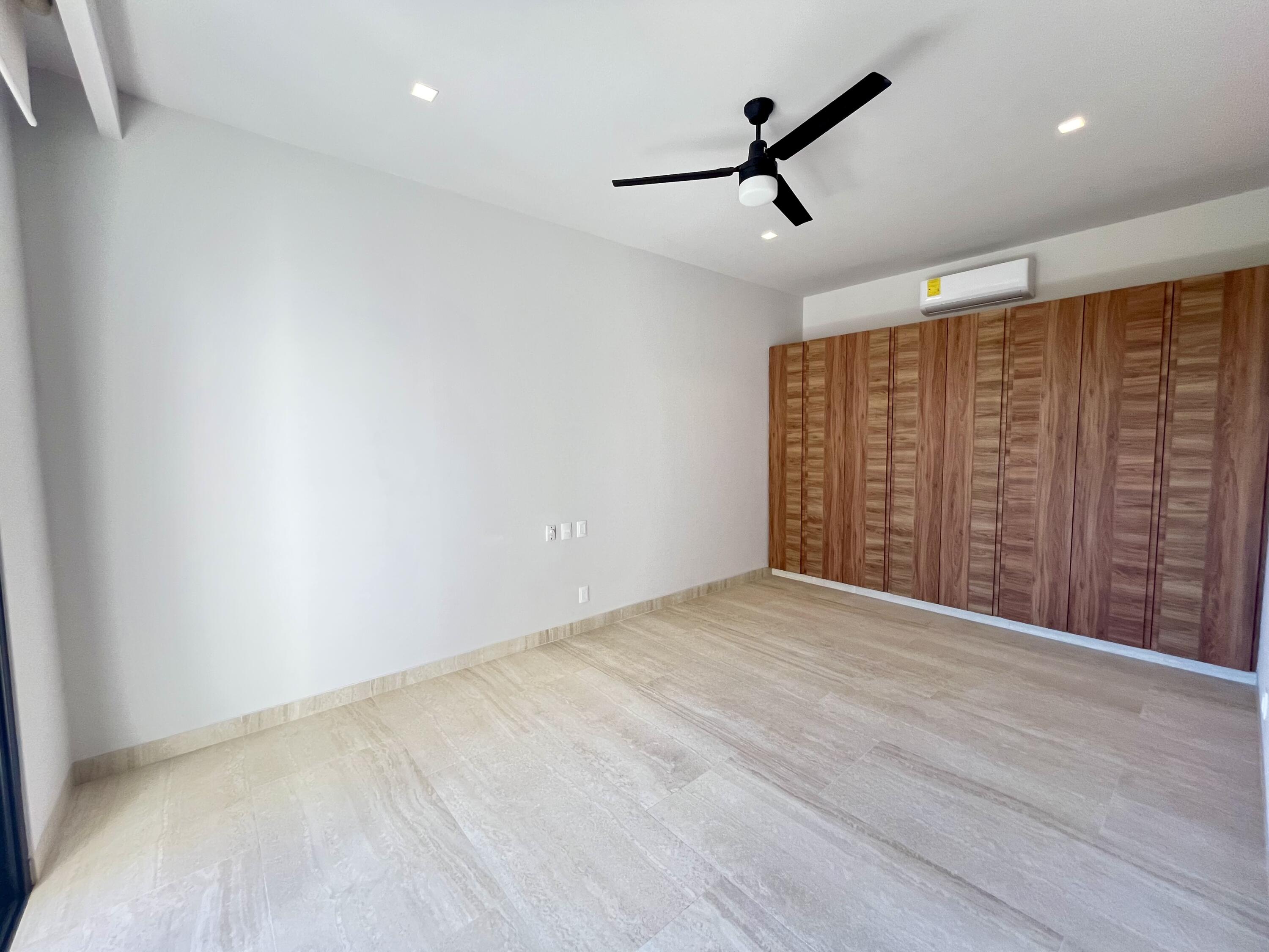 Ave. Vista Hermosa SN, Costarena E202