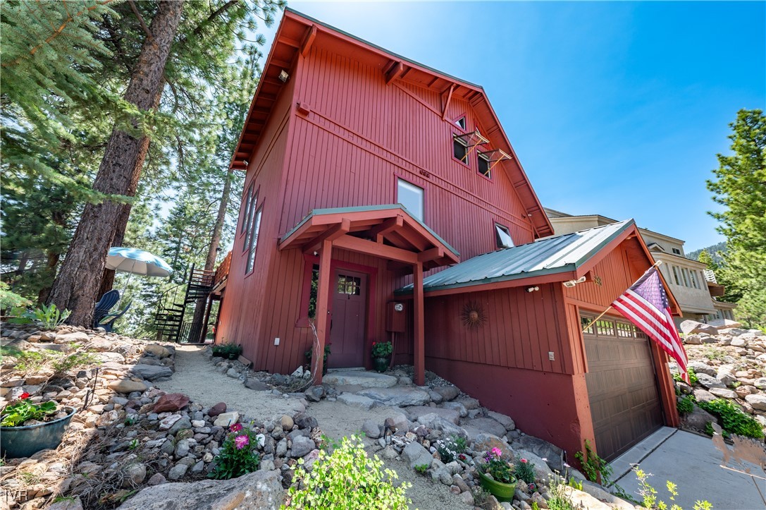 698 Saddlehorn Drive