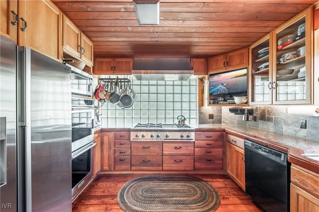 698 Saddlehorn Drive