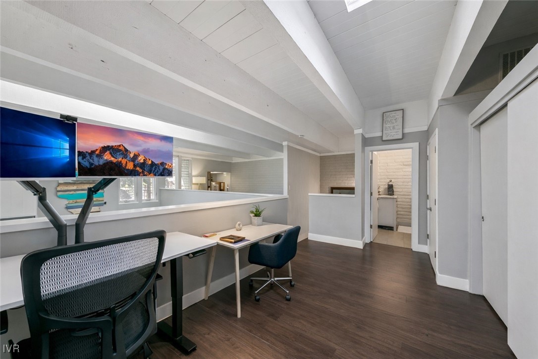 120 Country Club Drive 3