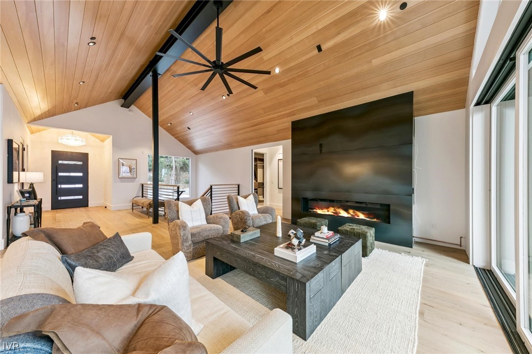 739 Burgundy Road