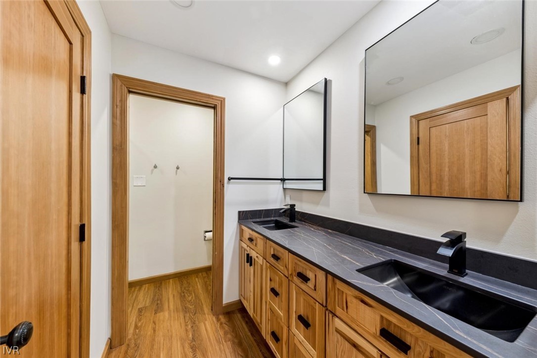 866 Northwood Boulevard 44