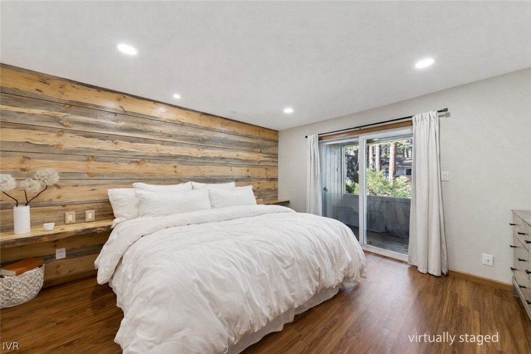 866 Northwood Boulevard 44