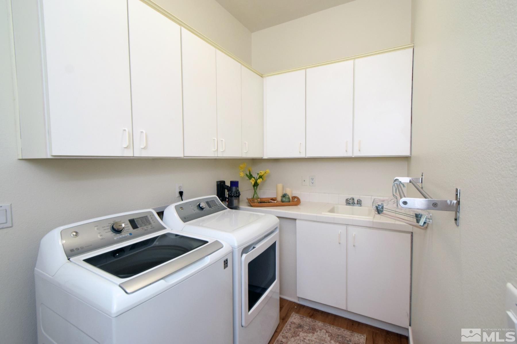 1405 Bronze Canyon