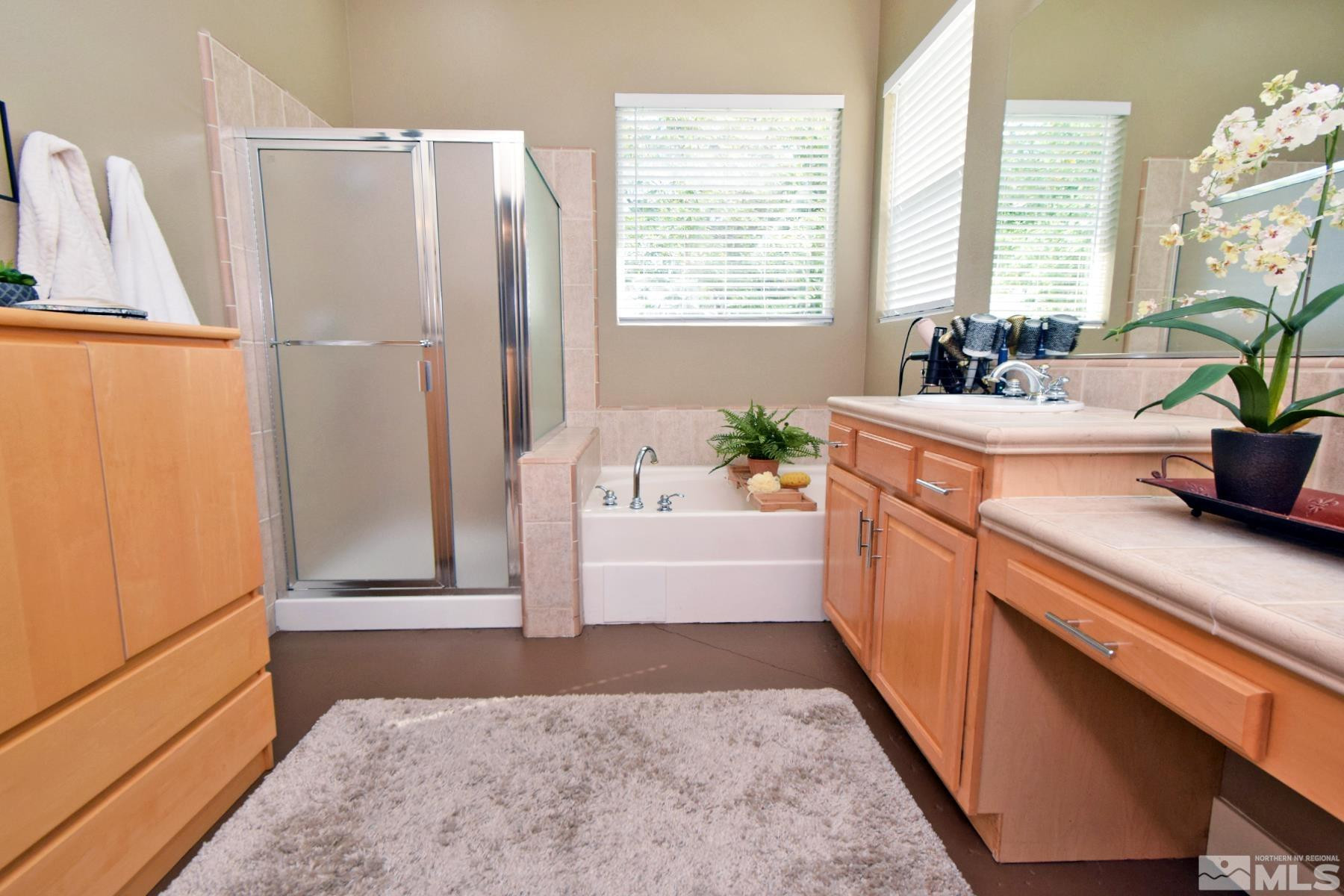 1405 Bronze Canyon