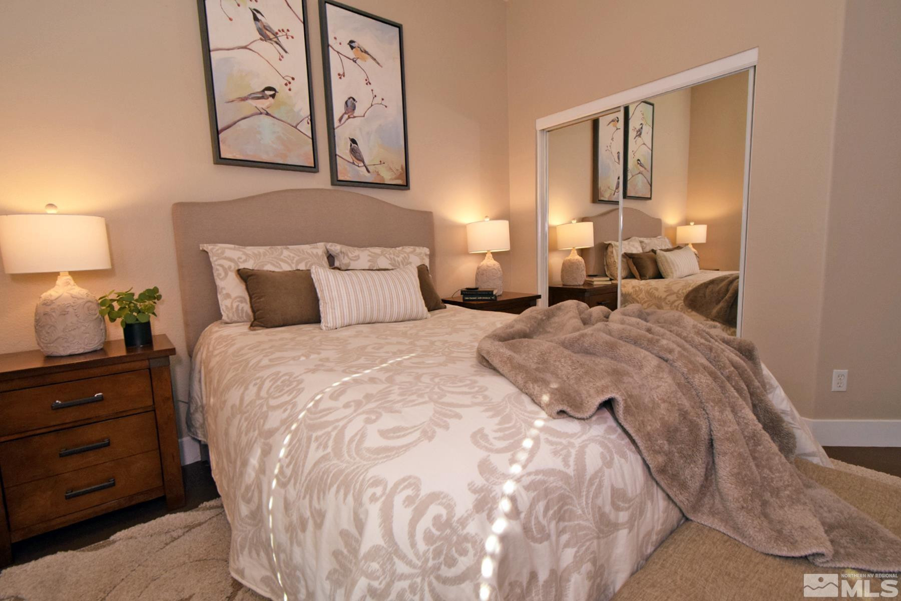 1405 Bronze Canyon