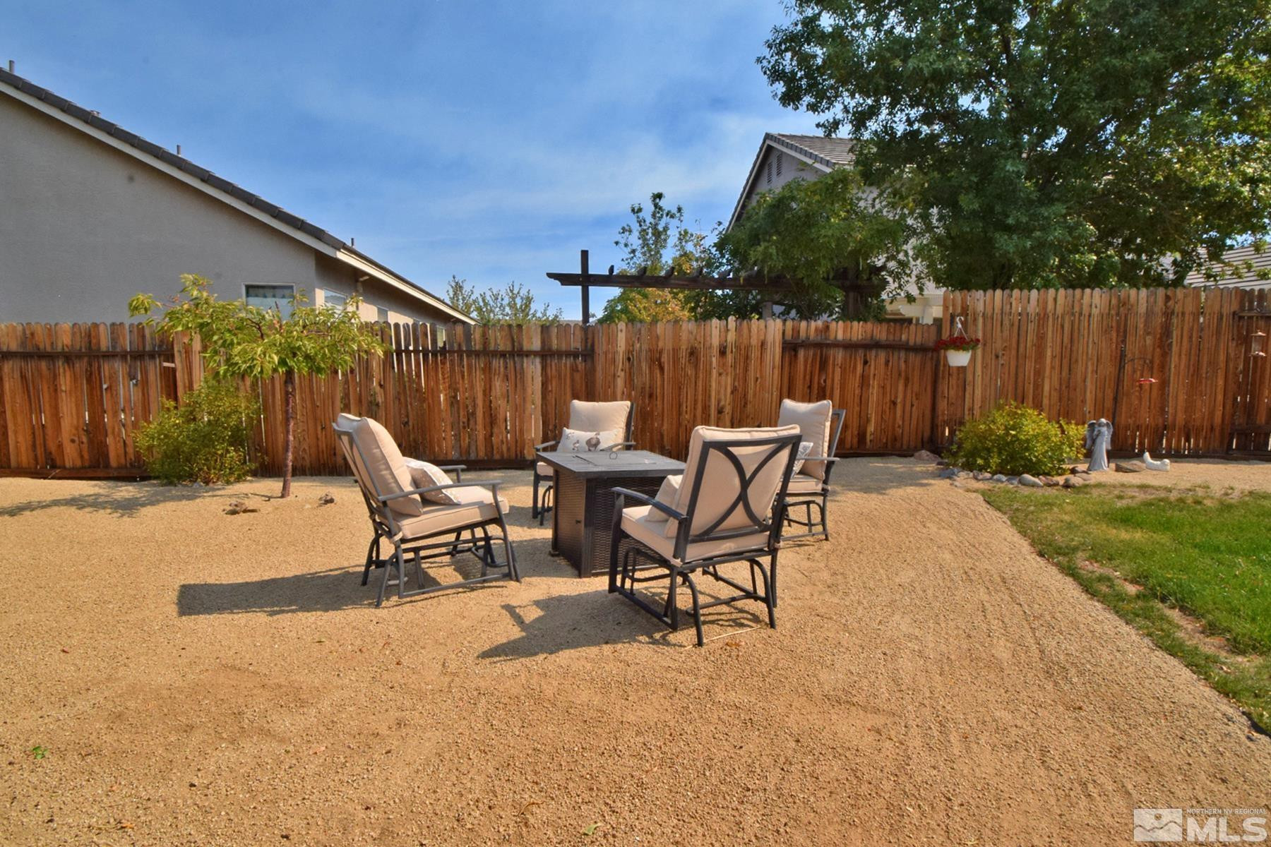 1405 Bronze Canyon