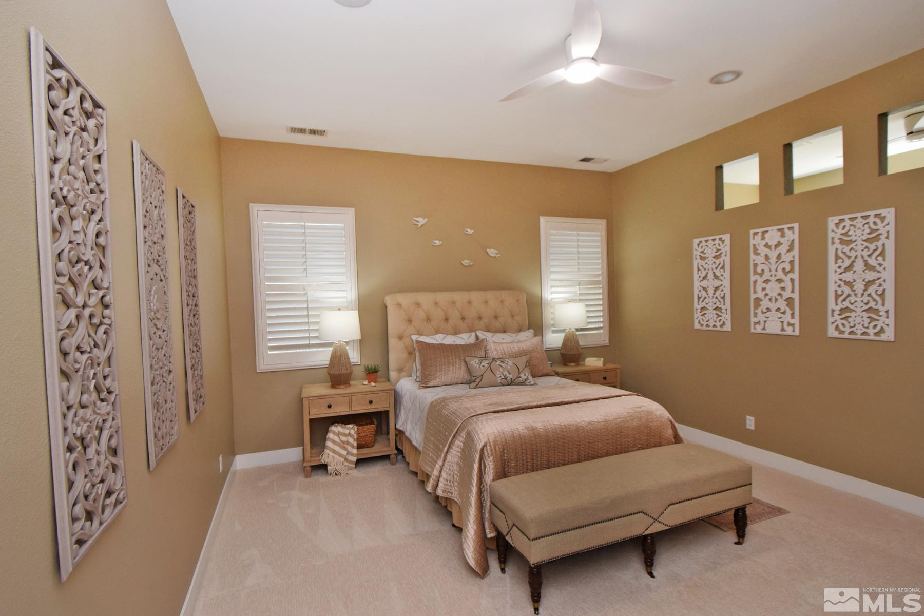 1405 Bronze Canyon