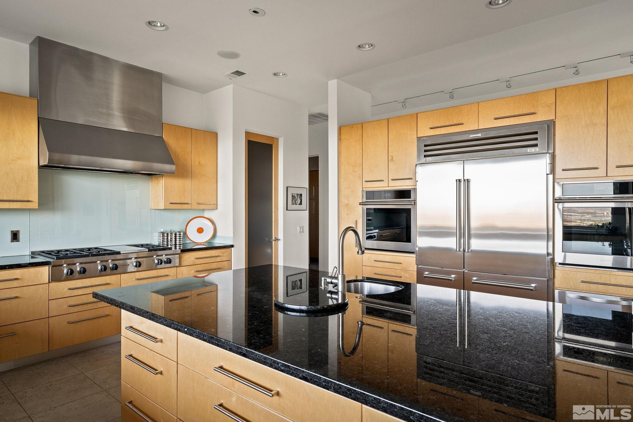 10035 W Desert Canyon Drive