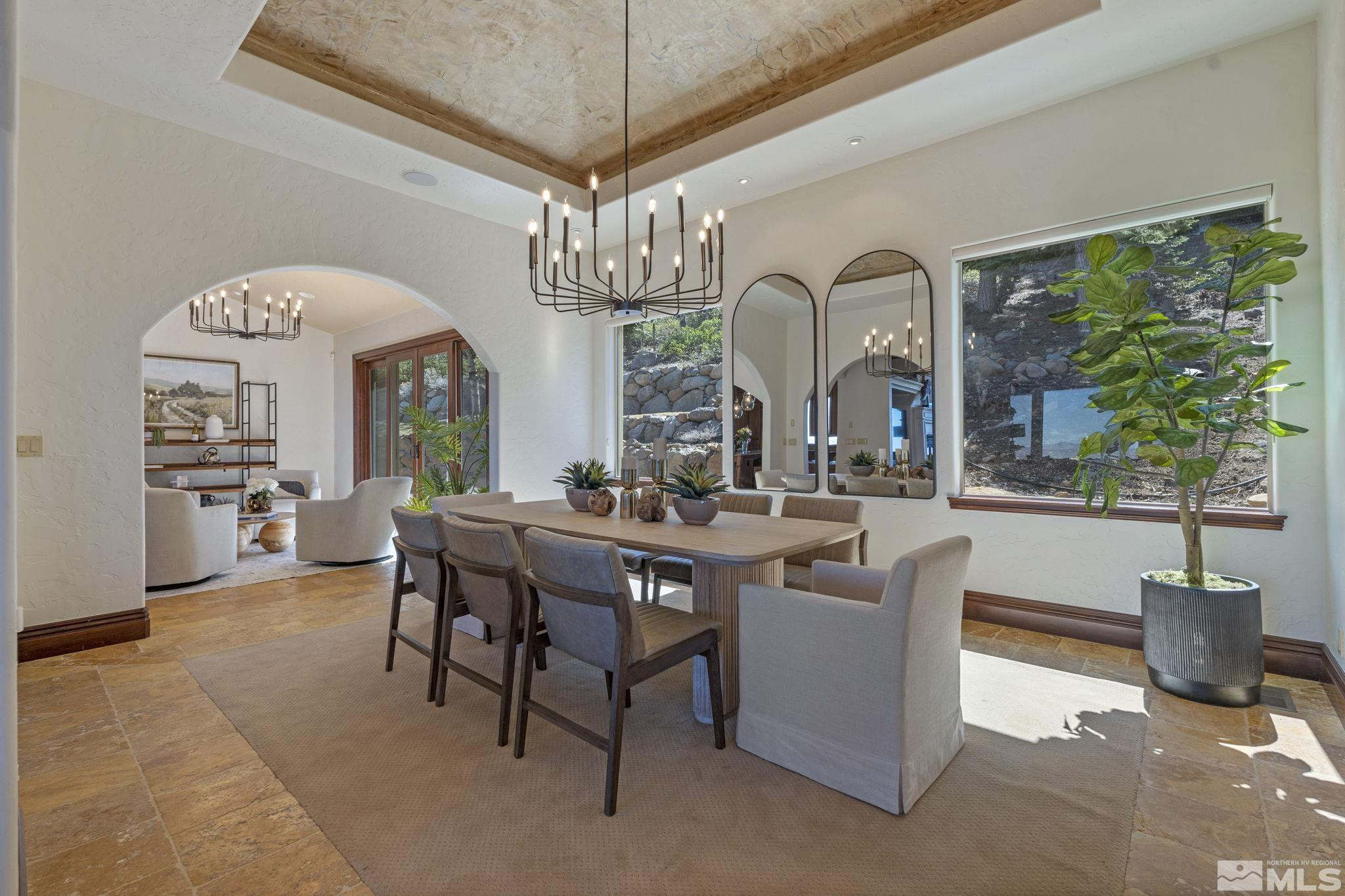 115 W Jeffrey Pine Road