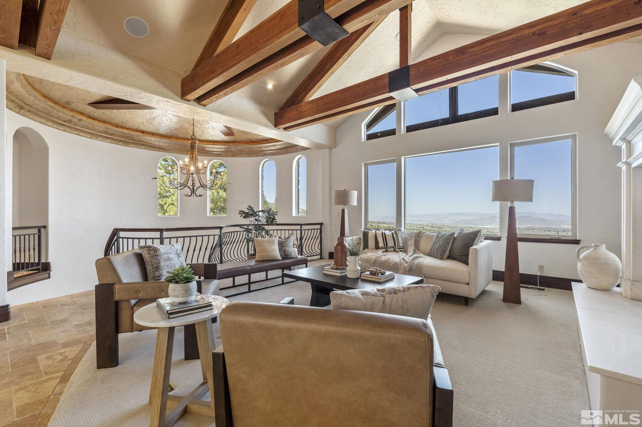 115 W Jeffrey Pine Road