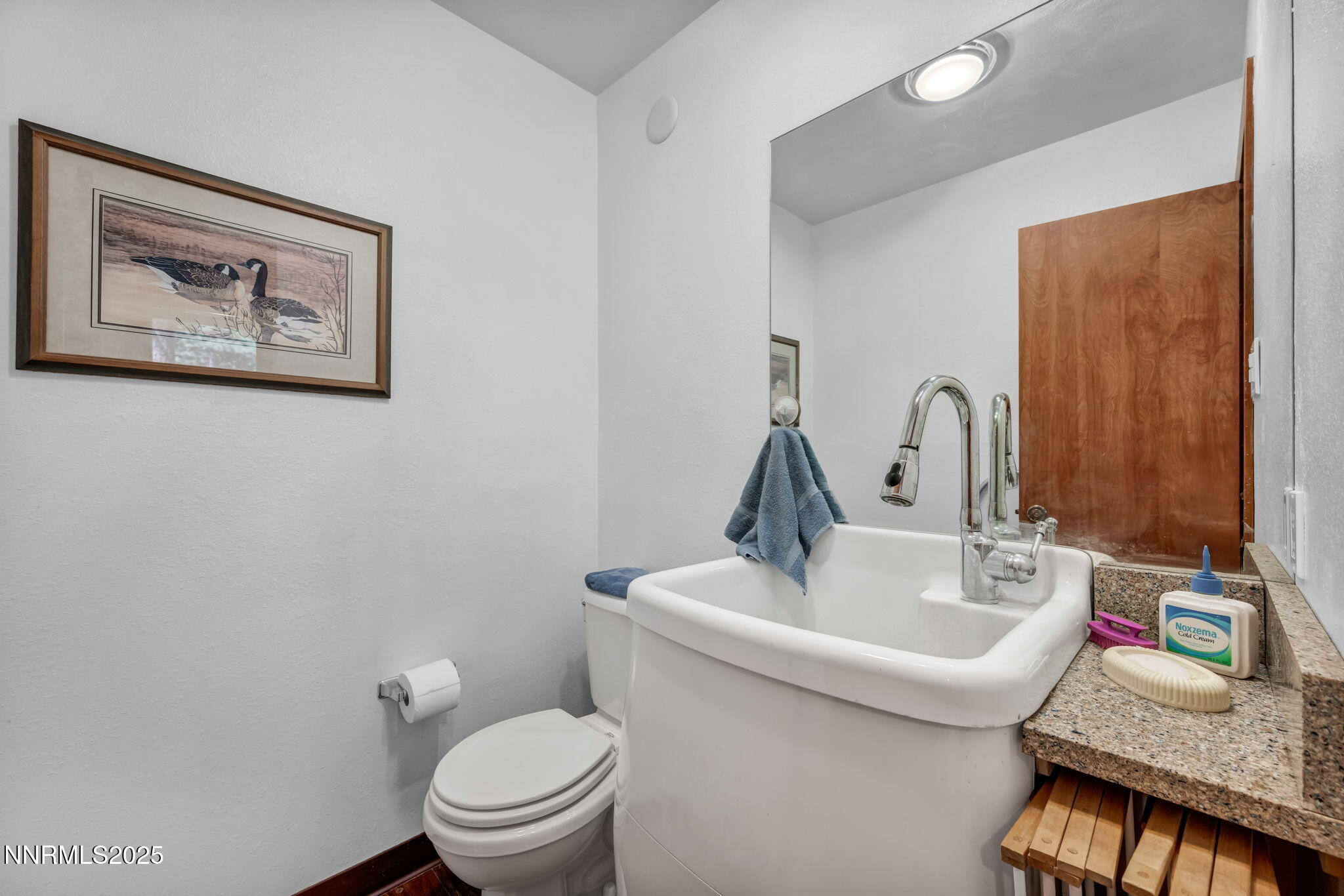 621 Woodridge Circle