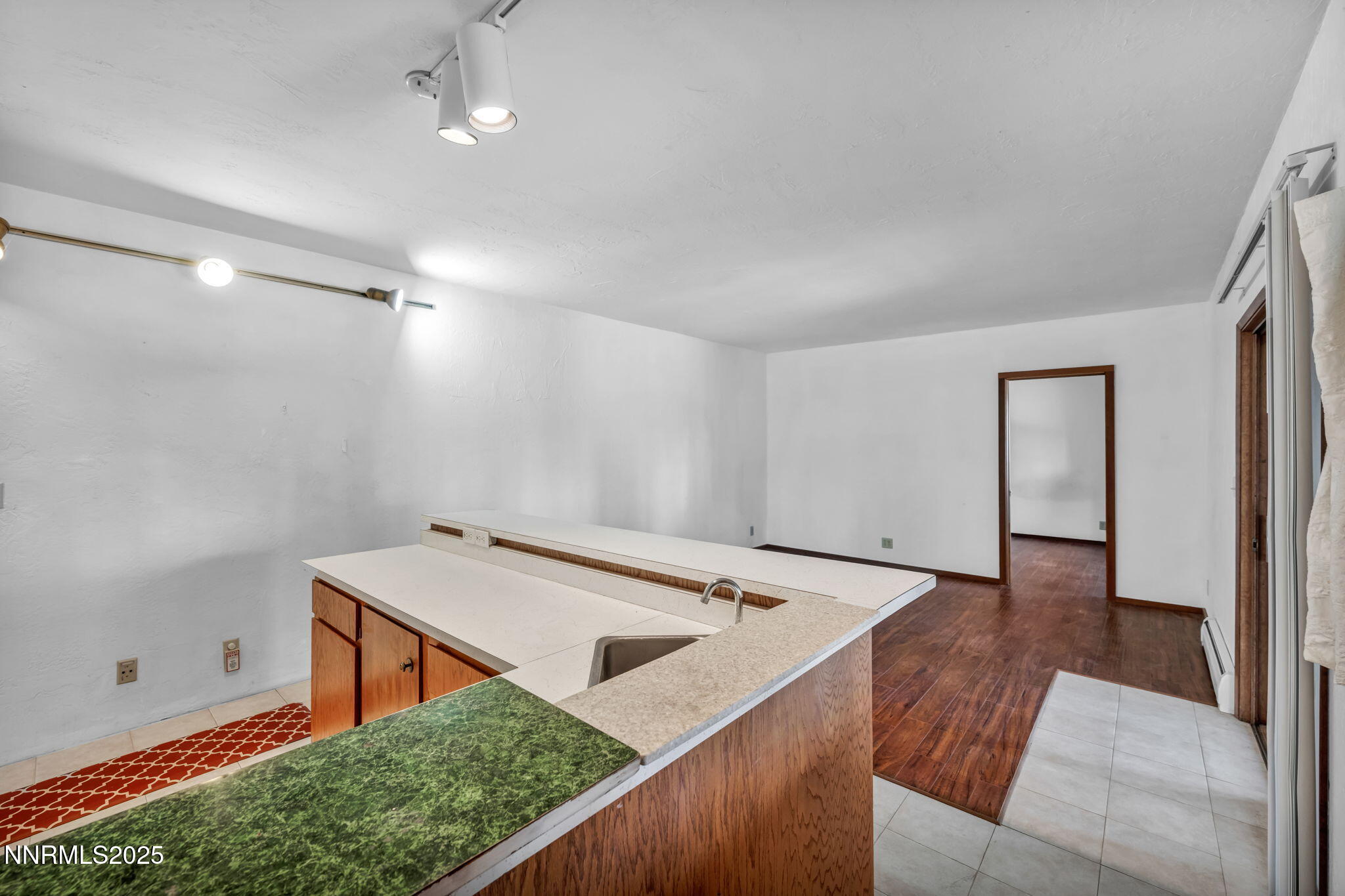 621 Woodridge Circle