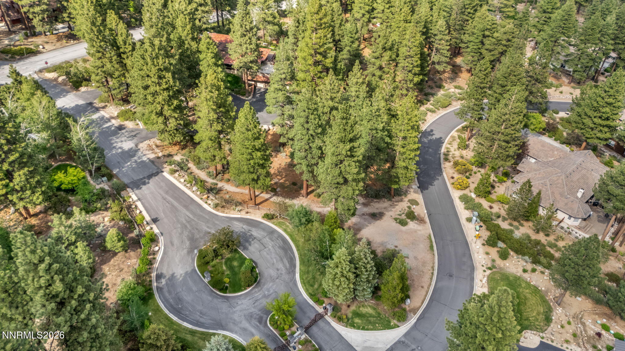 307 E Jeffrey Pine Road