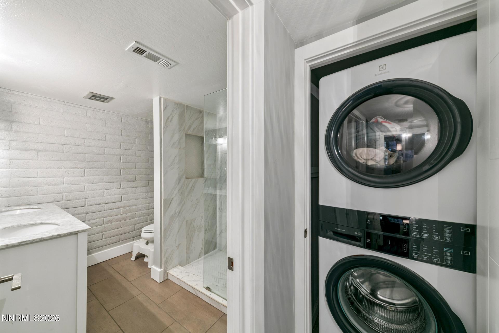 120 Country Club Drive Unit 3