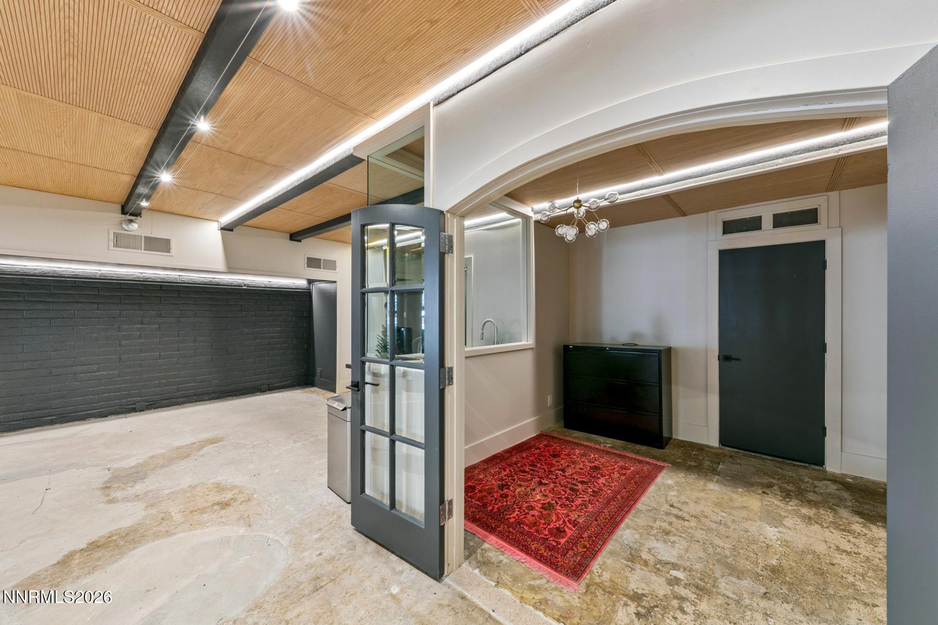 120 Country Club Drive Unit 3