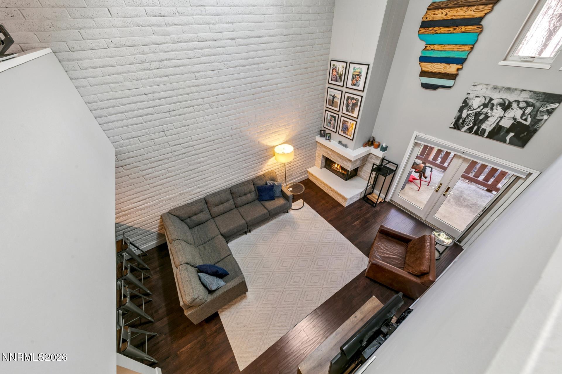 120 Country Club Drive Unit 3